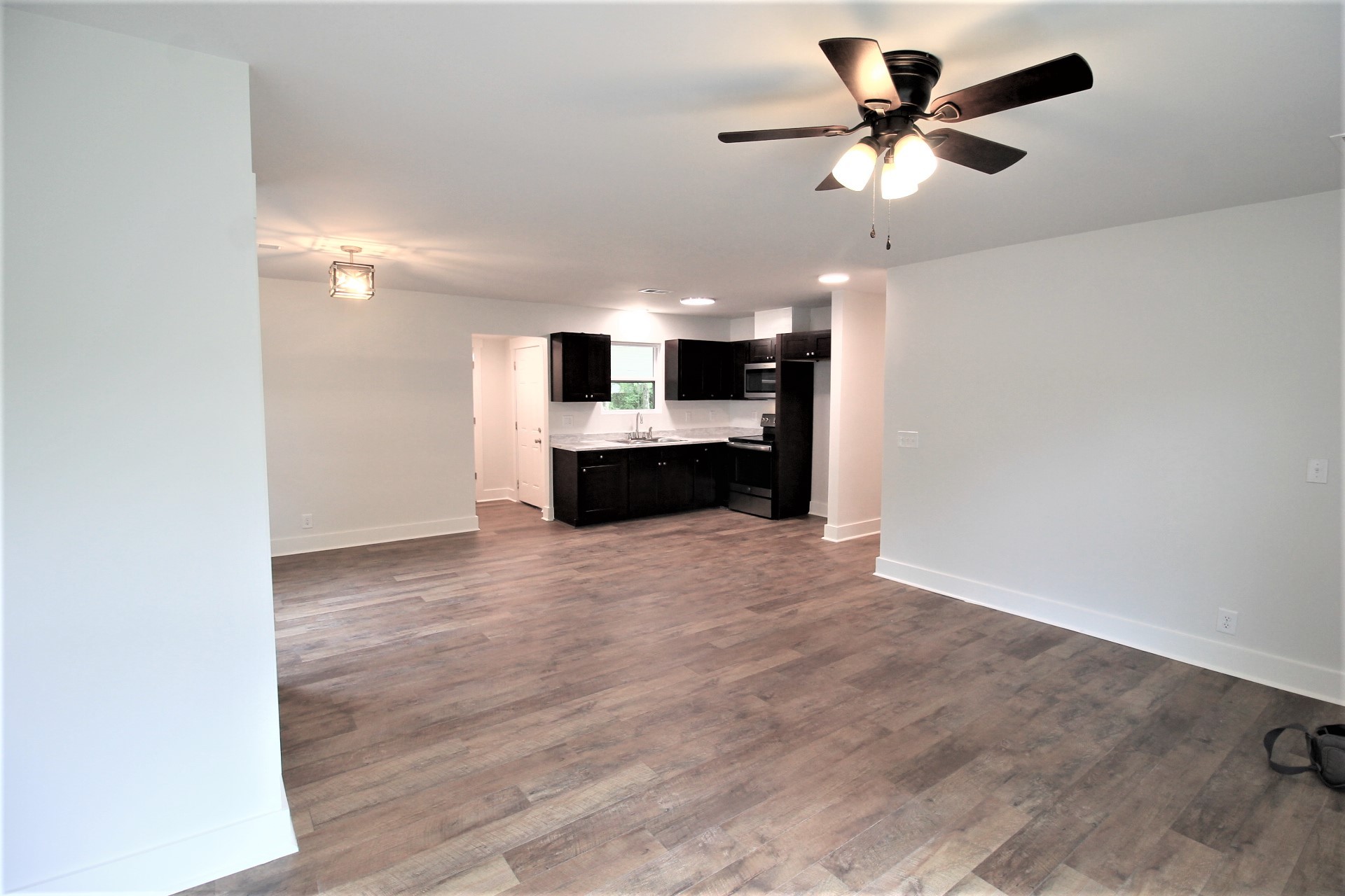 2306 Sycamore Cir Property Photo 6