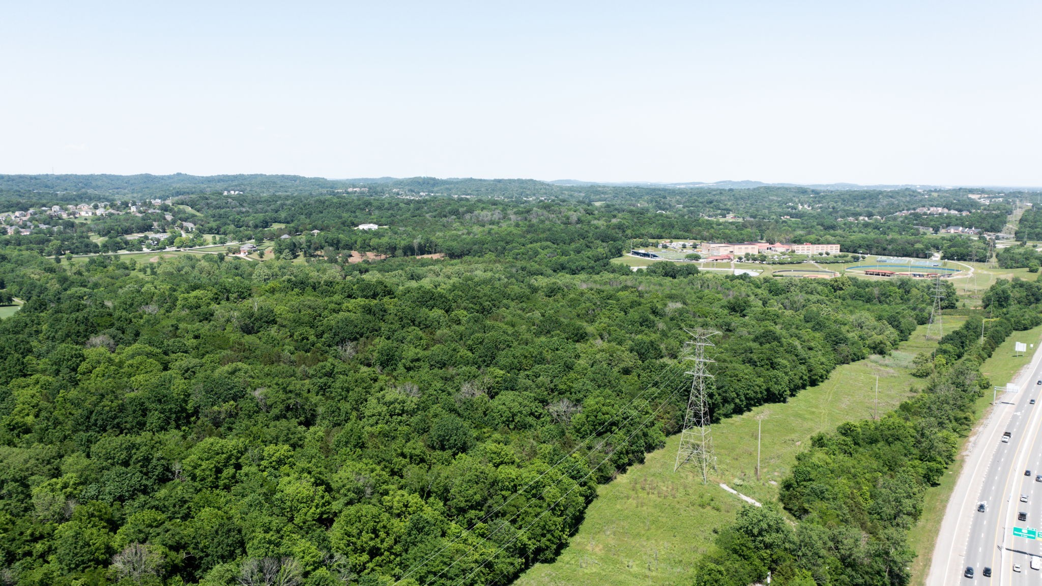 5 Peeples Ct Property Photo 3