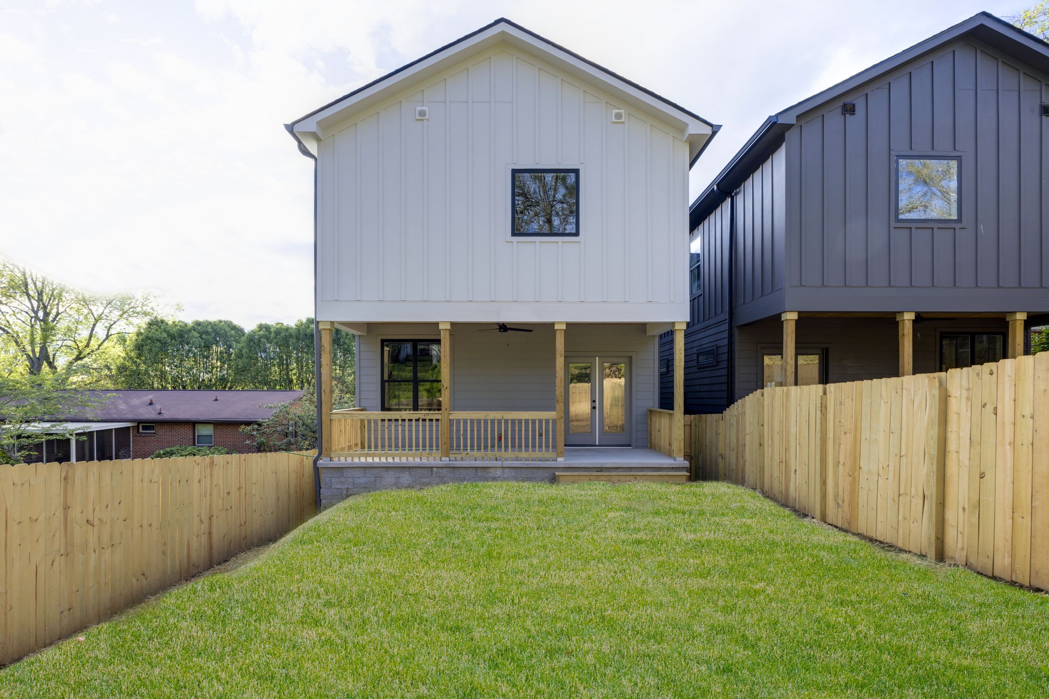 6515b Premier Dr Property Photo 18