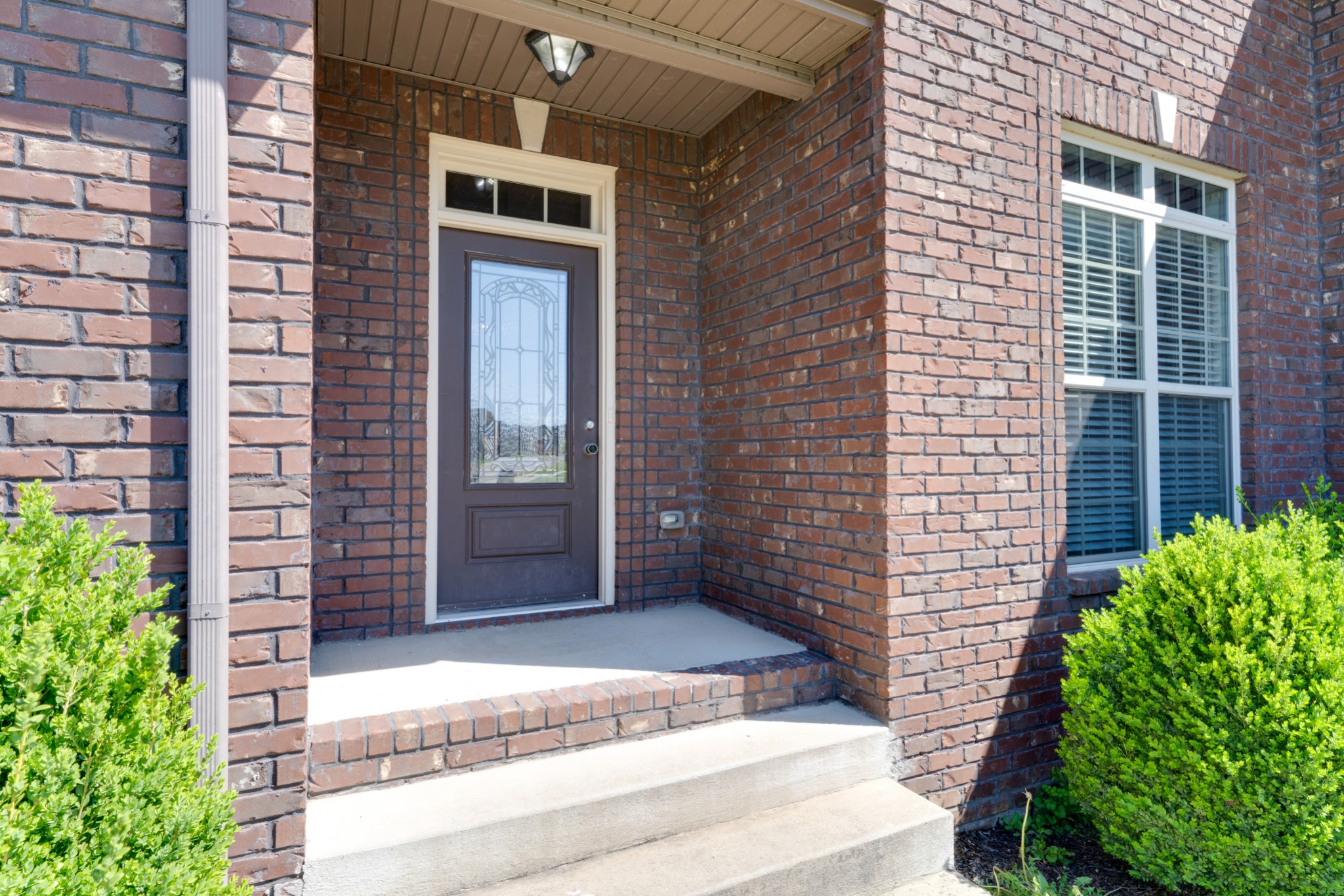 1623 Edgewater Ln Property Photo 4