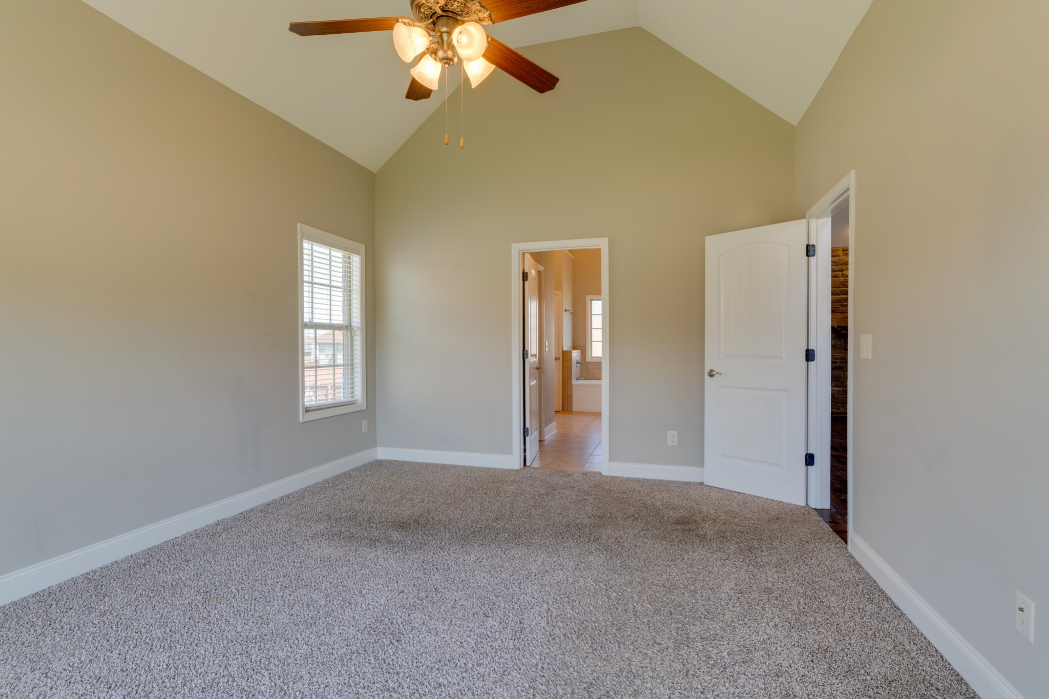 1623 Edgewater Ln Property Photo 23