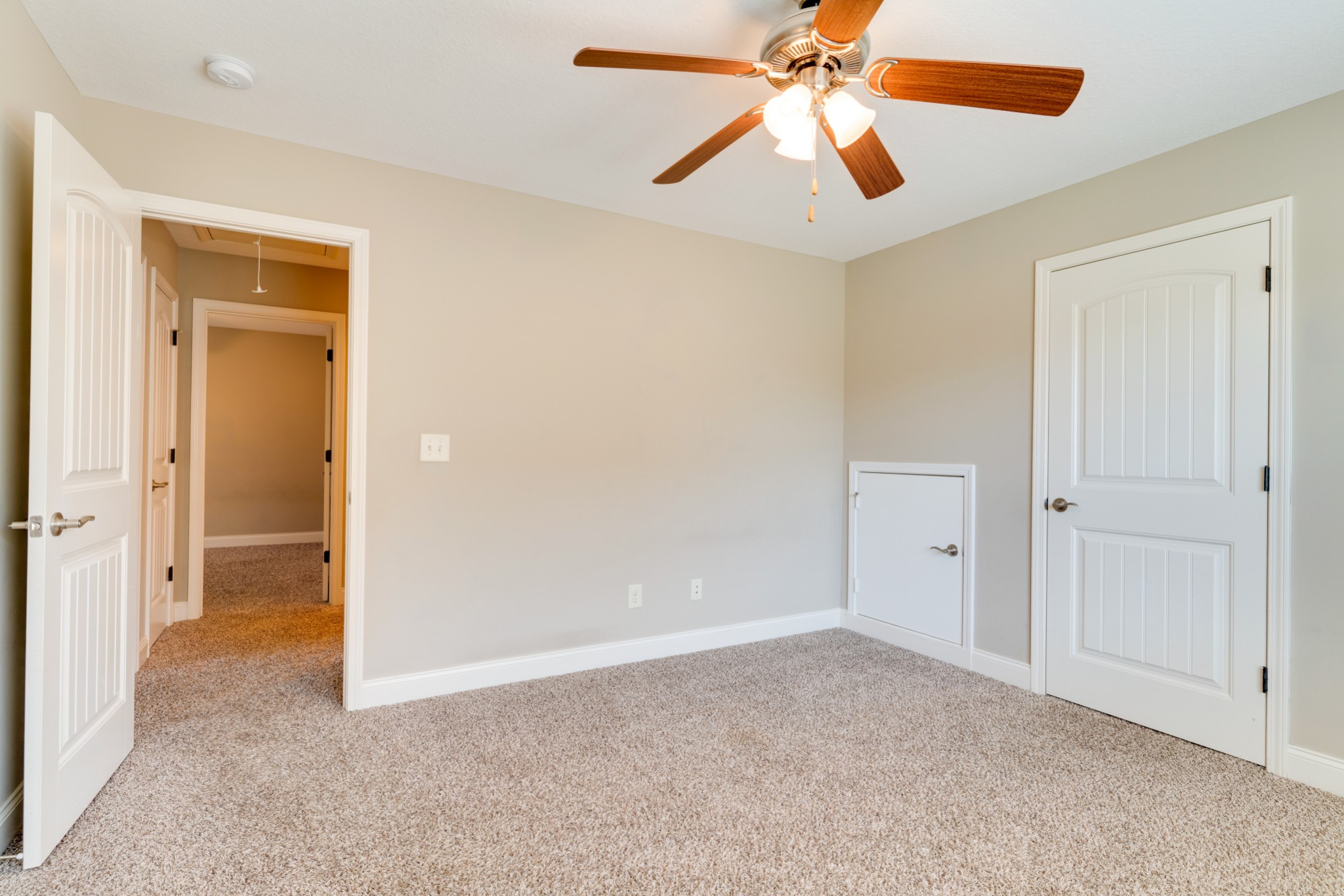 1623 Edgewater Ln Property Photo 36
