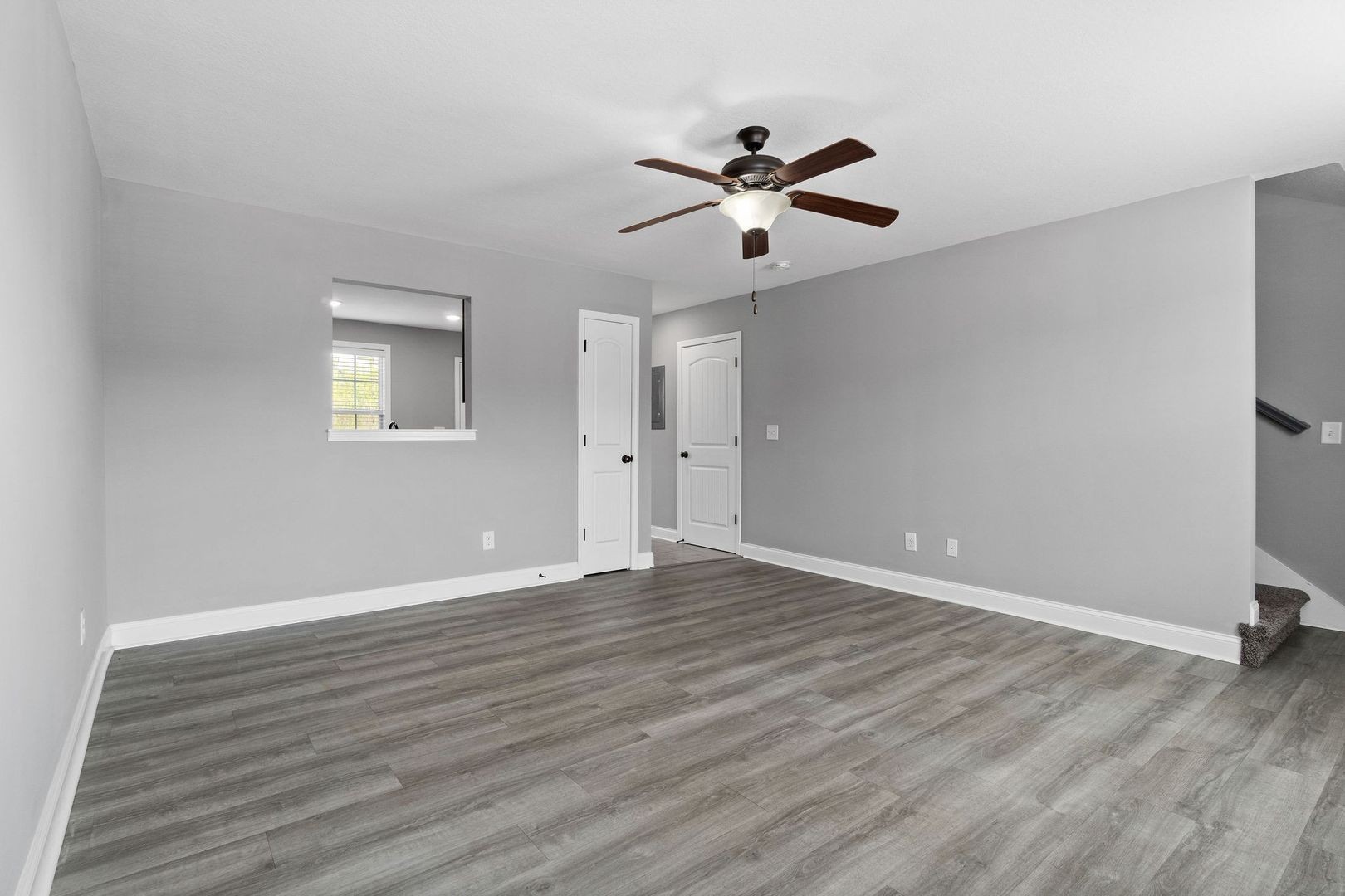 1712 Manning Dr Property Photo 2