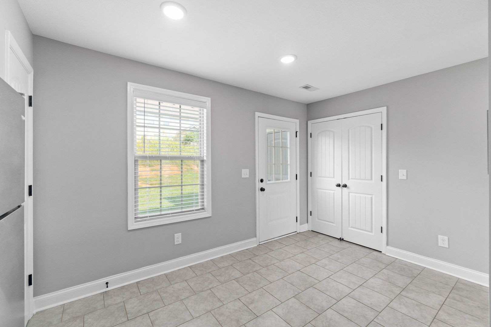 1712 Manning Dr Property Photo 8