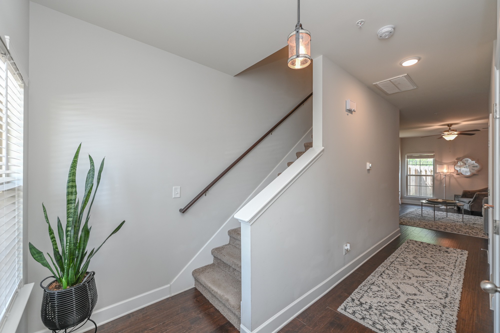 3002 Thornbury Pl Property Photo 3