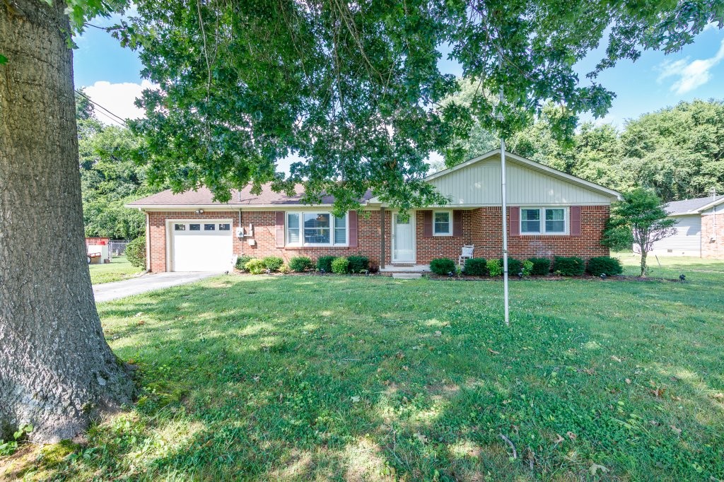 205 White St Property Photo 1