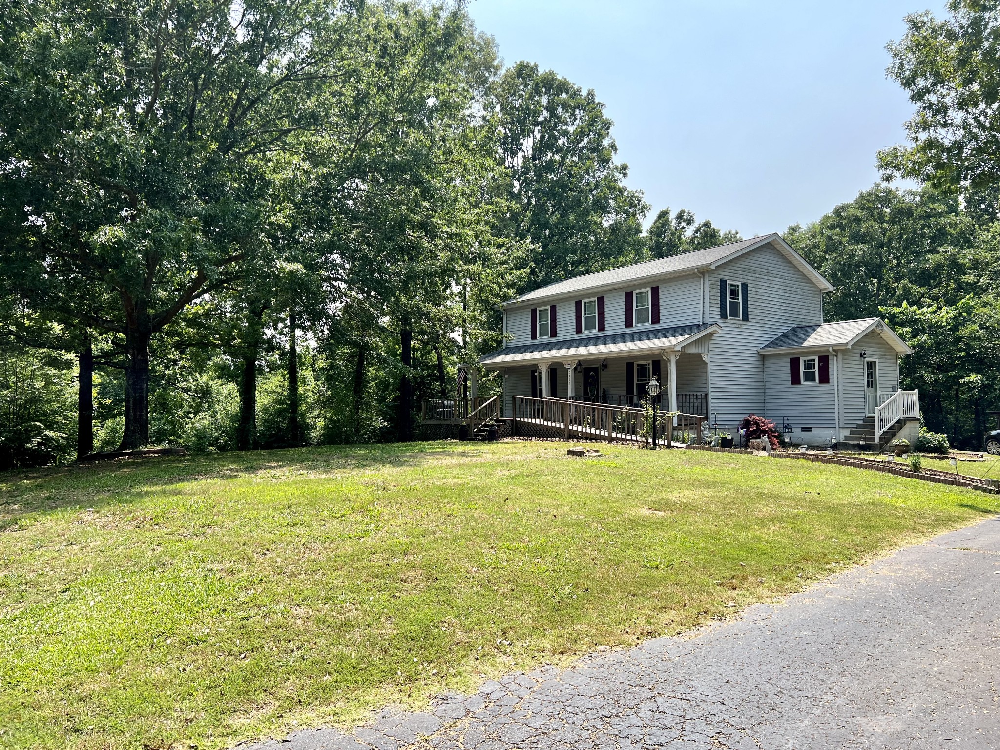2195 Higginbottom Rd Property Photo 5