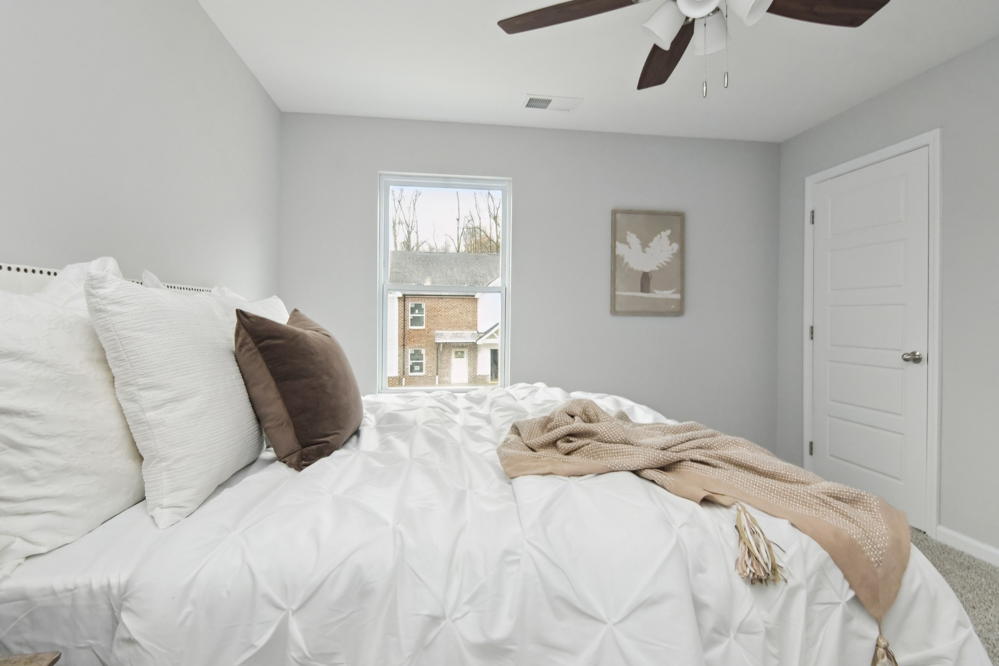100 Henry Drive Property Photo 17