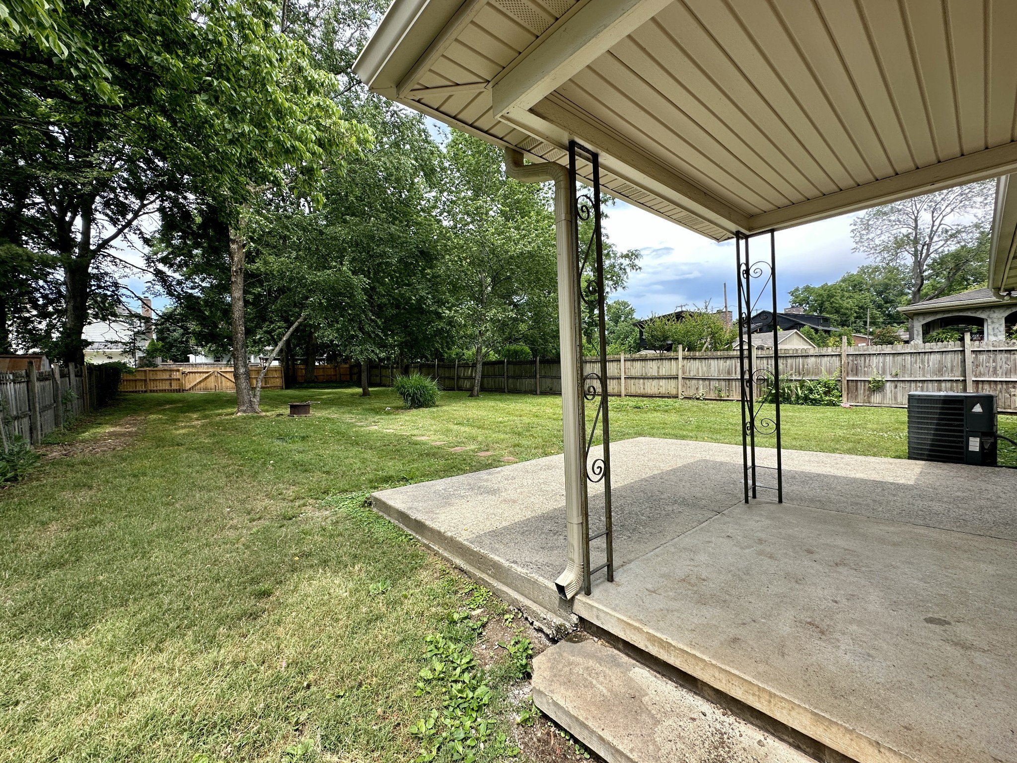 4208 Murphy Rd Property Photo 3