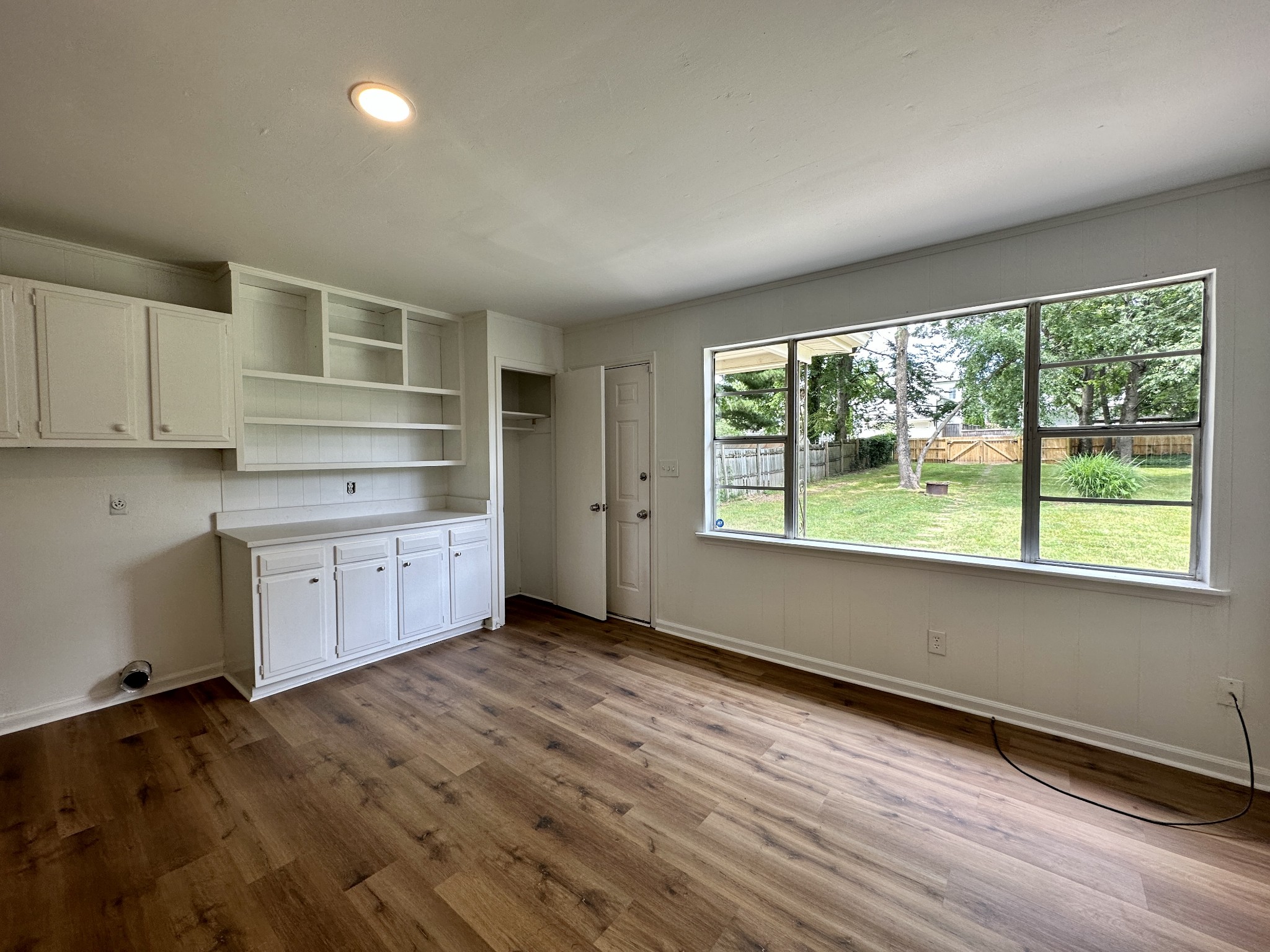 4208 Murphy Rd Property Photo 5