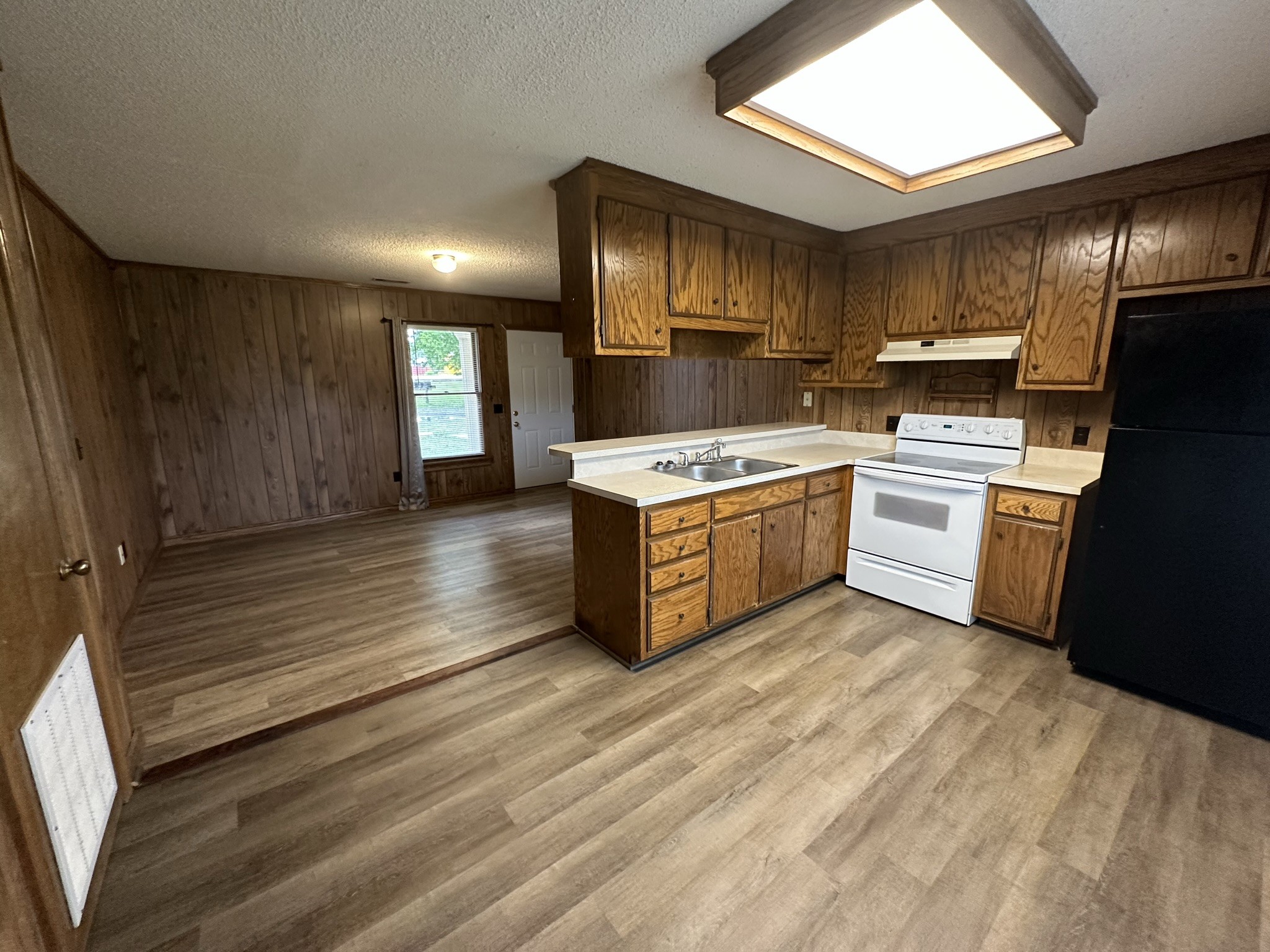 3622 41a North Property Photo 8