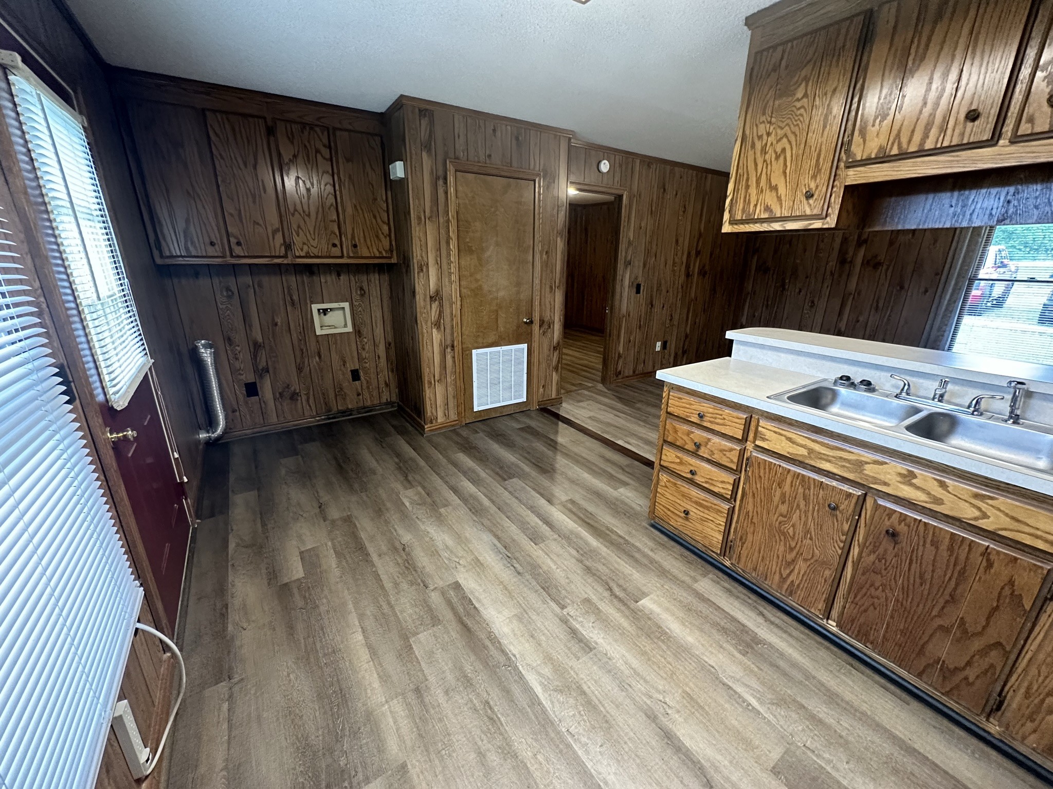 3622 41a North Property Photo 10