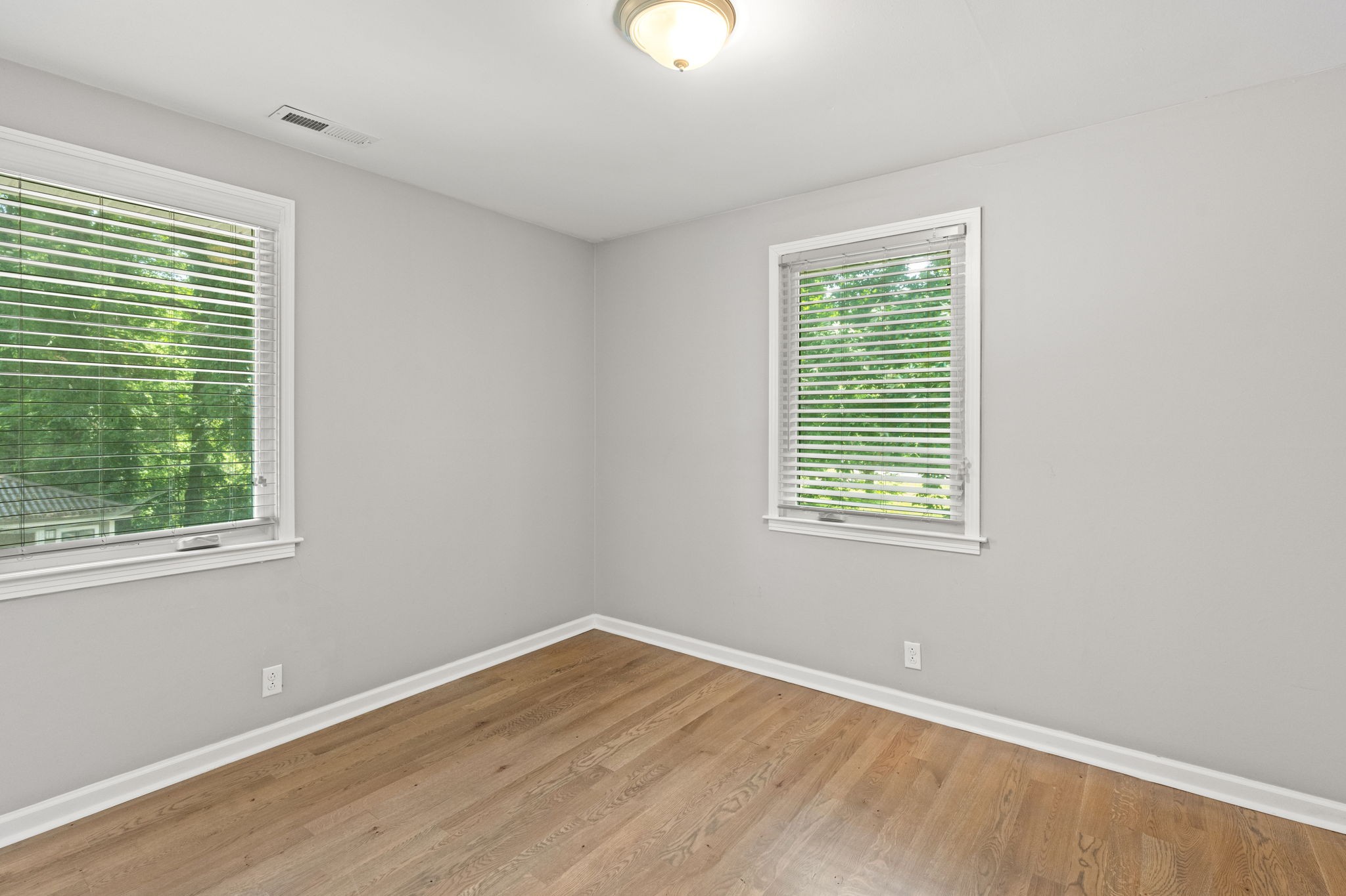 822 Hillwood Blvd Property Photo 21