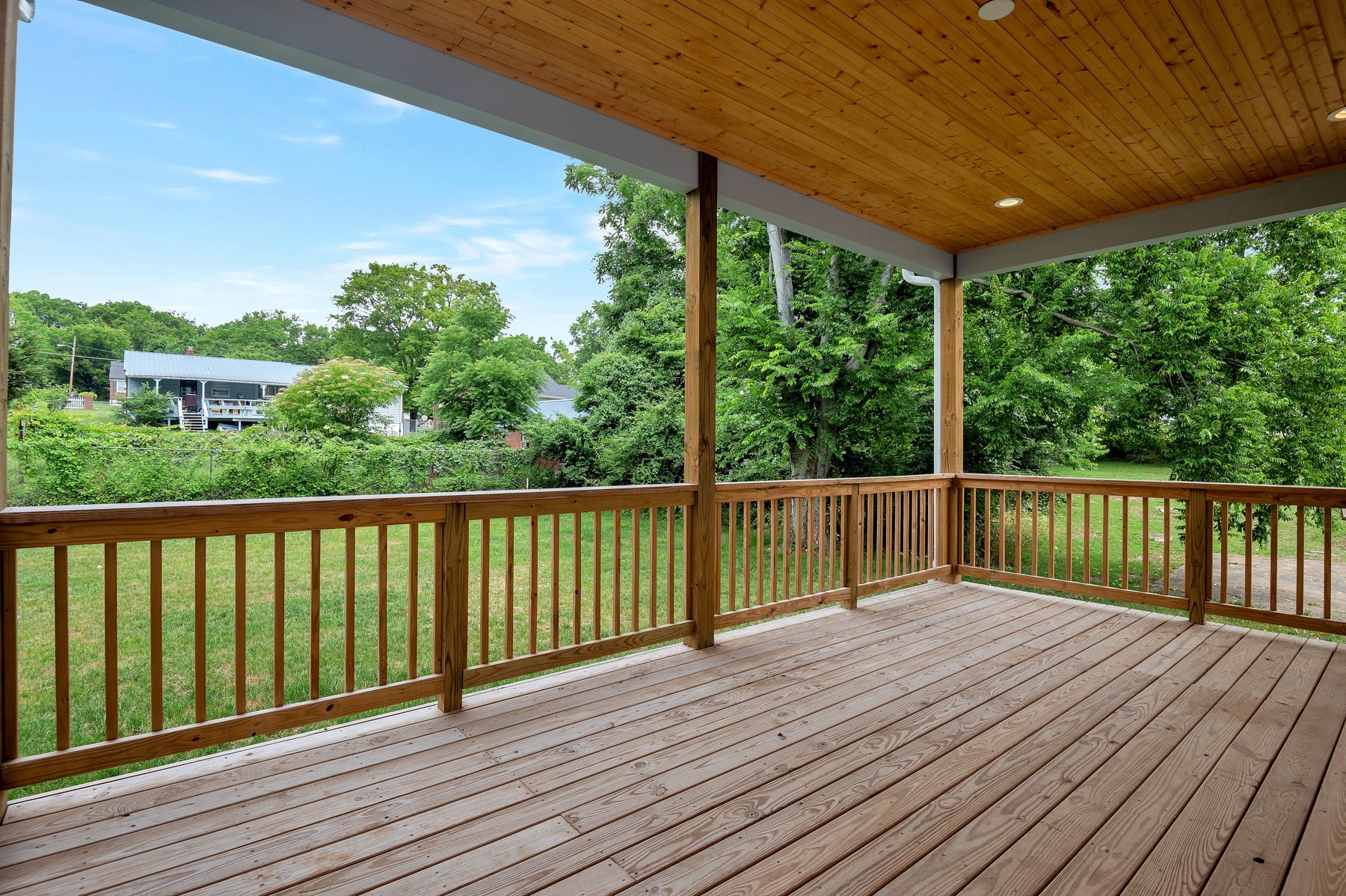1819b River Dr Property Photo 47