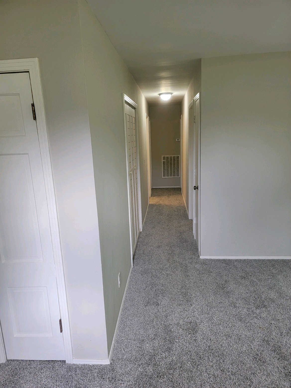 740 Flat Ridge Rd Property Photo 5