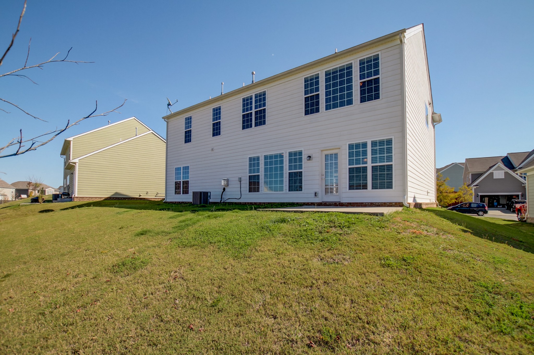 705 Wadestone Trl Property Photo 4
