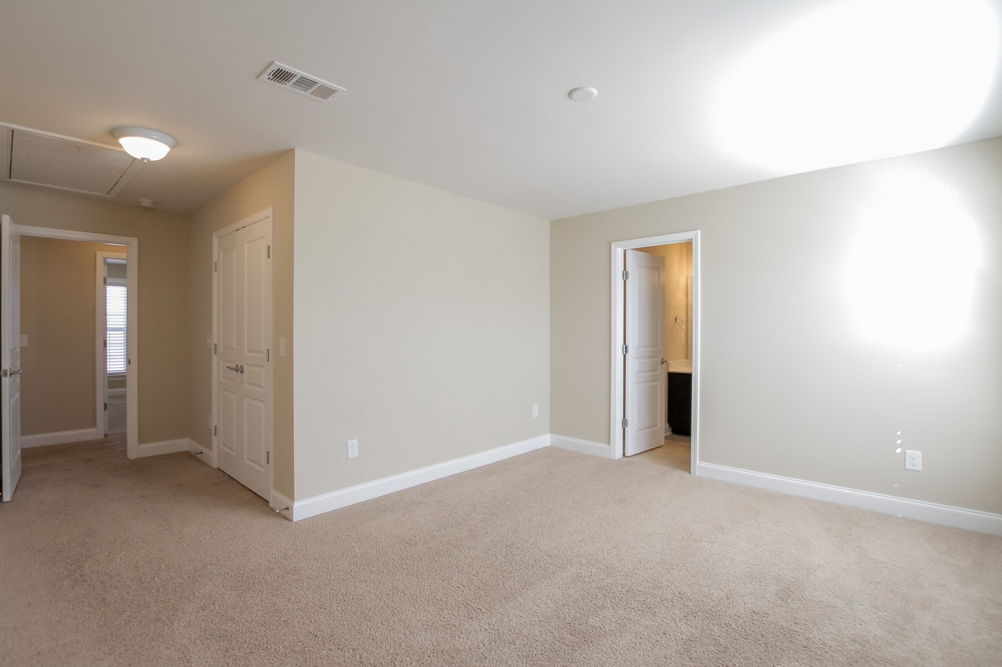 705 Wadestone Trl Property Photo 40