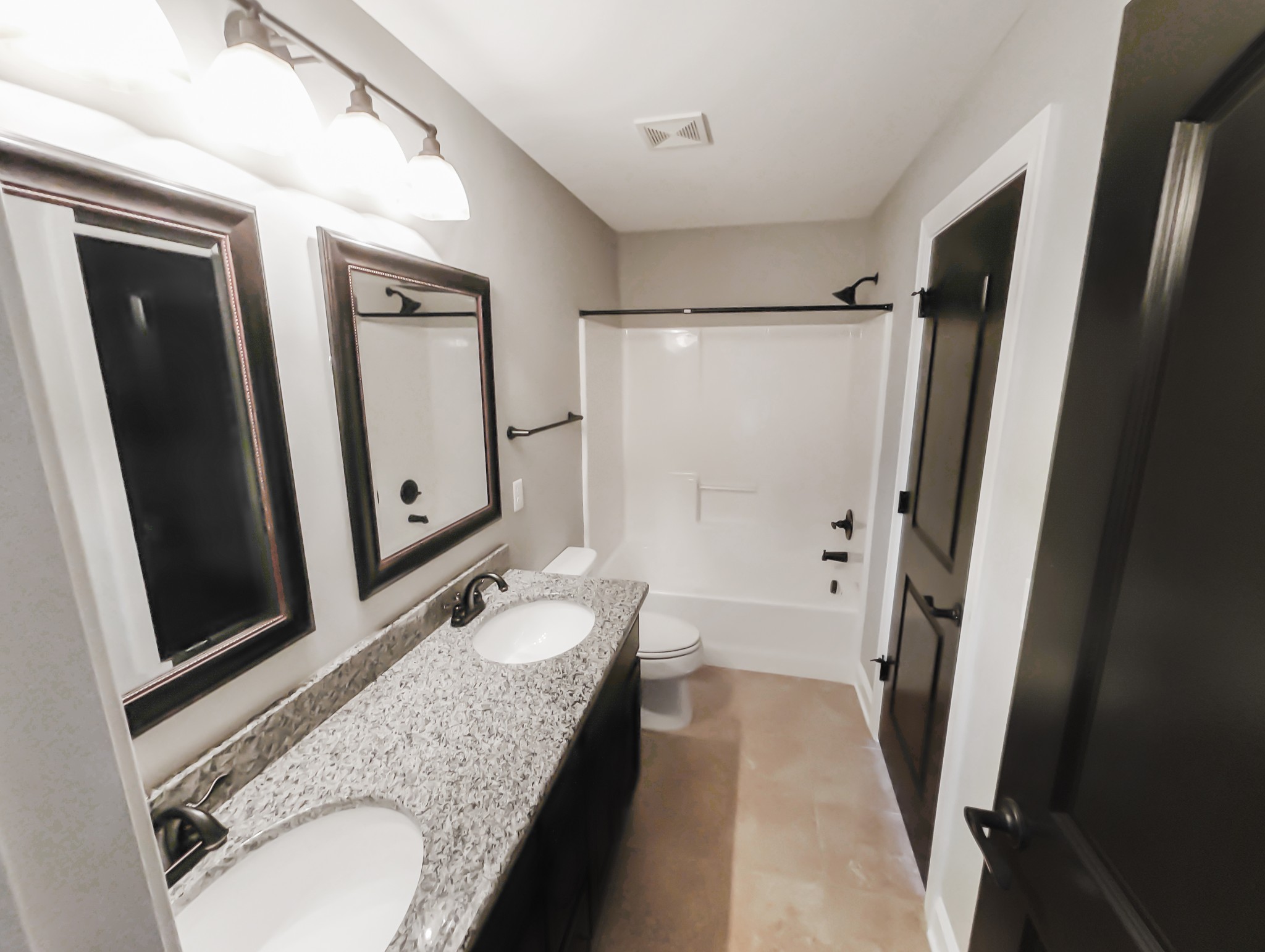 2125 Grandstand Dr Property Photo 10