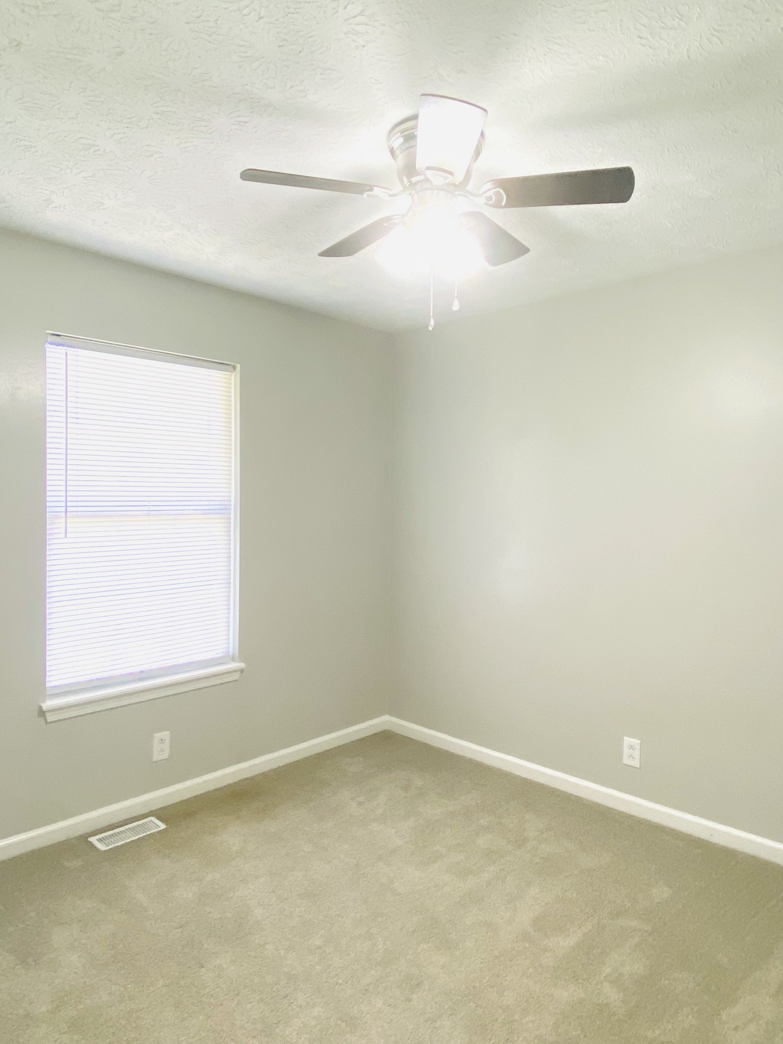 617 Artic Ave Property Photo 18