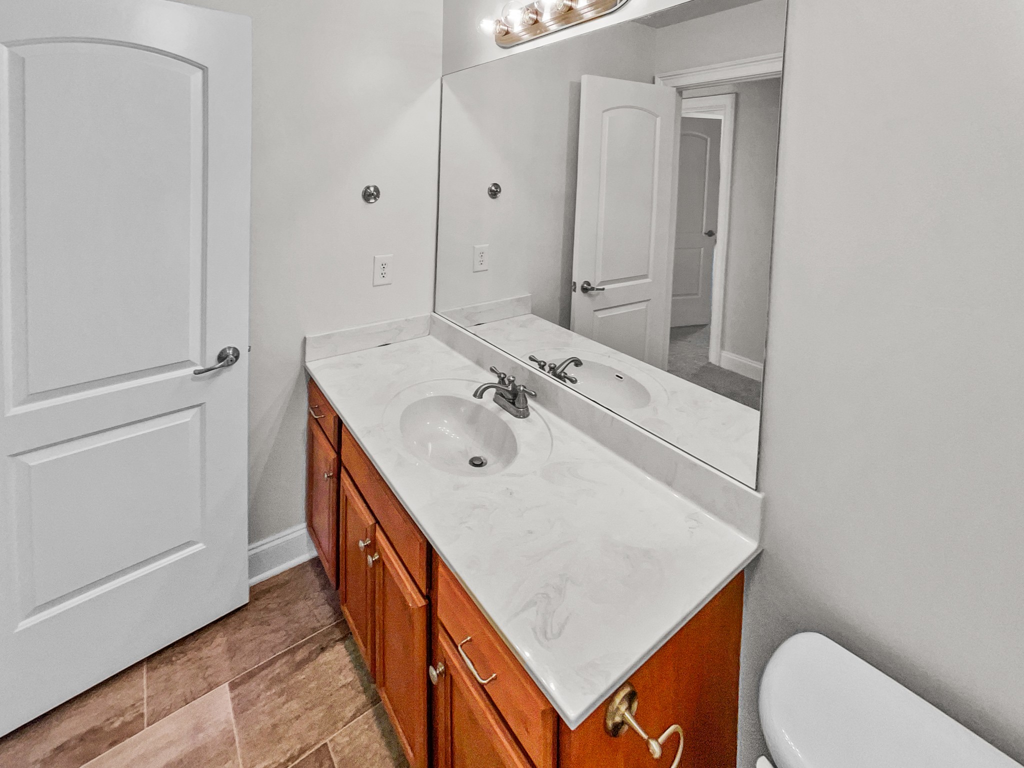 5452 Sabin Ct Property Photo 15