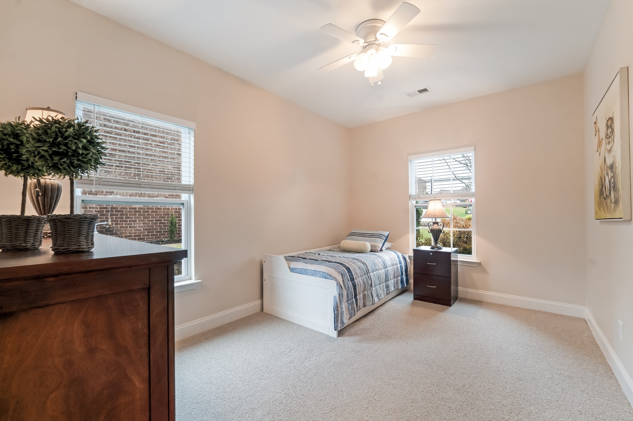 2541 Westerham Way Property Photo 12