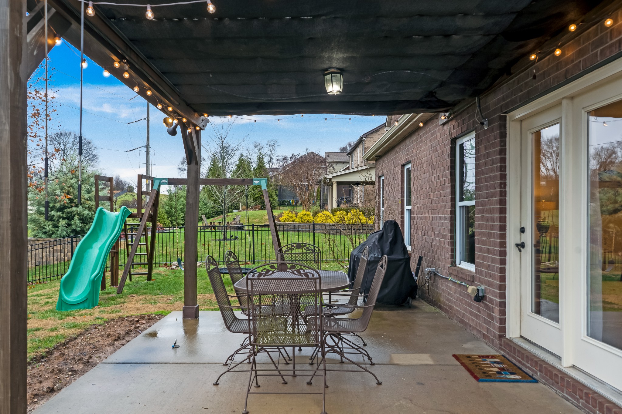 2541 Westerham Way Property Photo 16