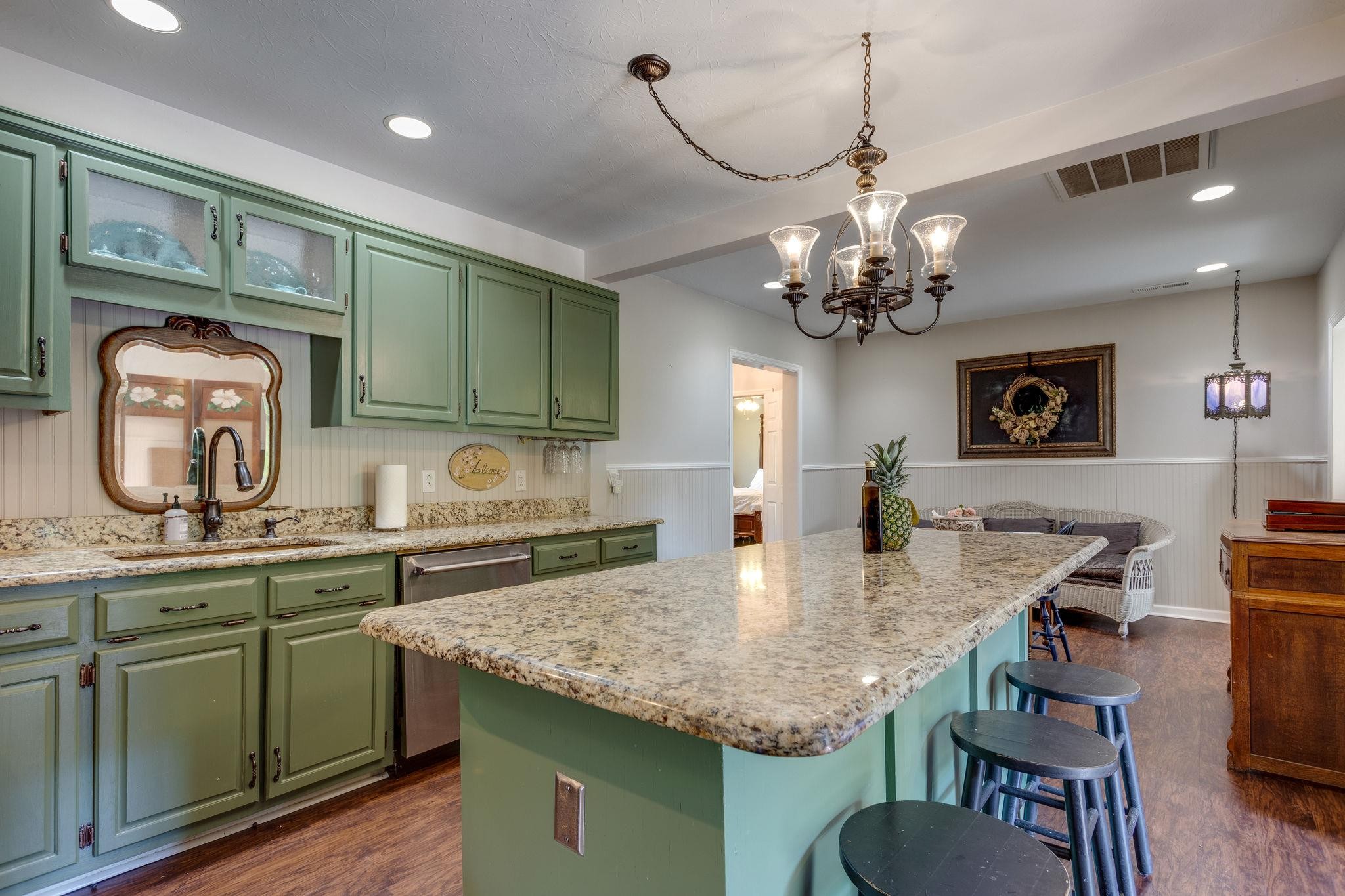 1131 Carters Creek Pike Property Photo 17