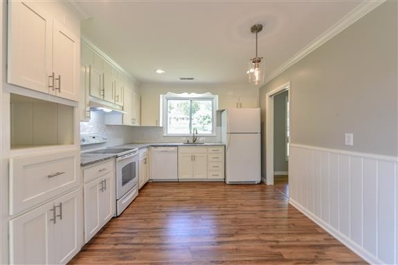 2309 Selma Ave Property Photo 14