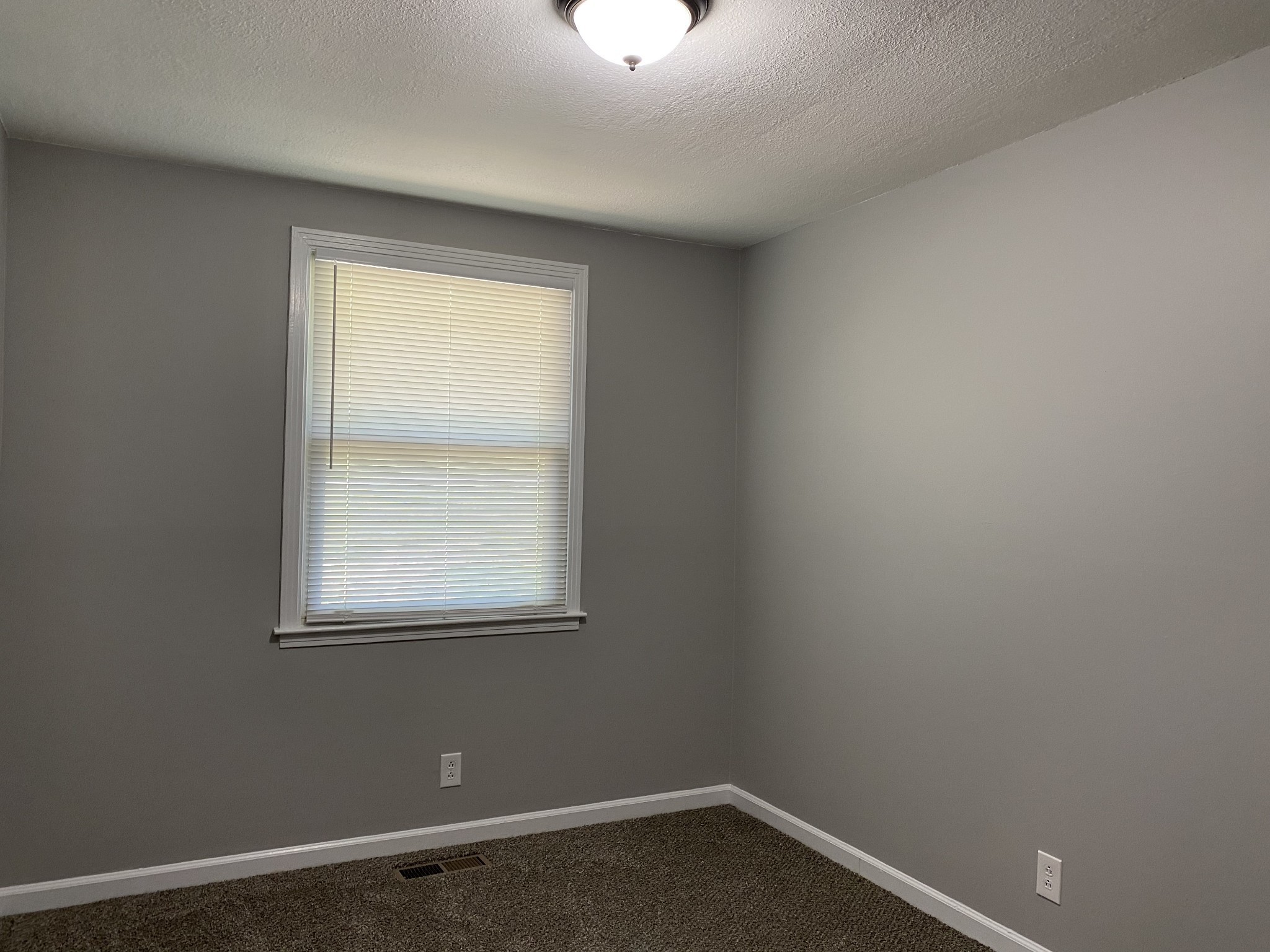 2134 Old Russellville Pike Property Photo 17