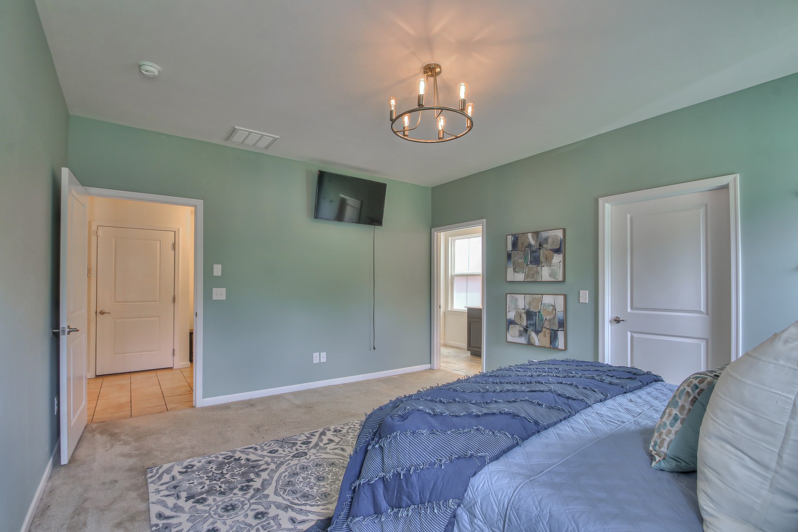 2033 Leeds Ln Property Photo 30