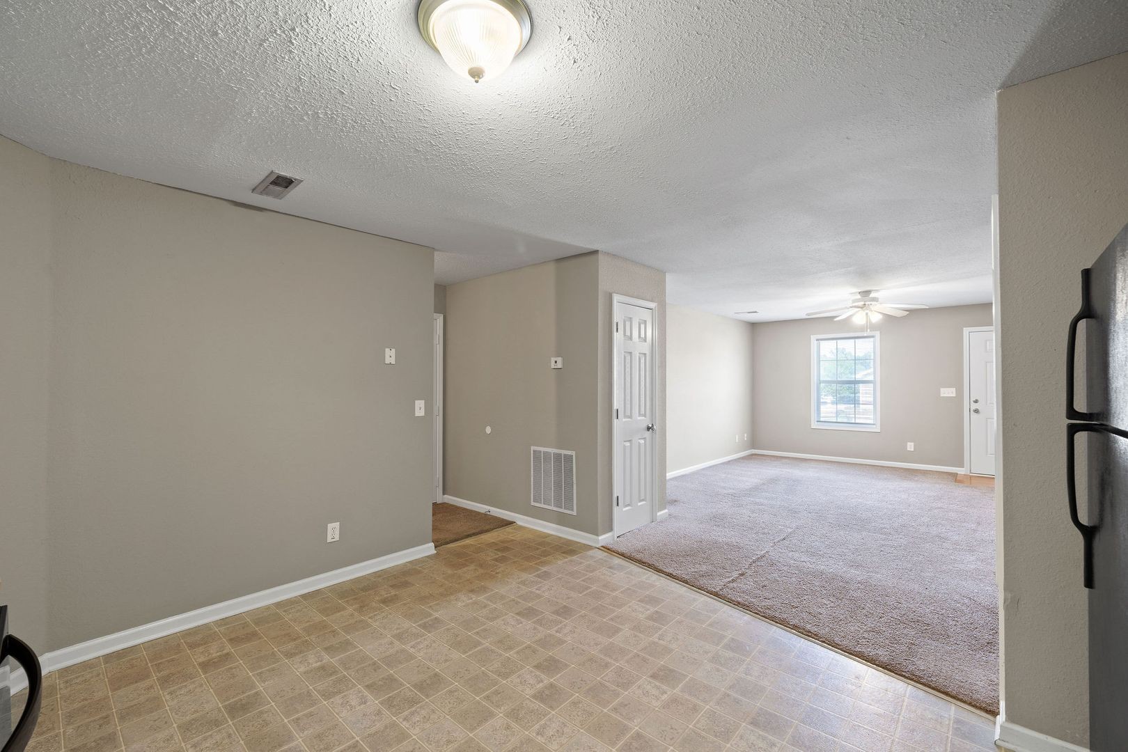 508 Luxury Dr Property Photo 10