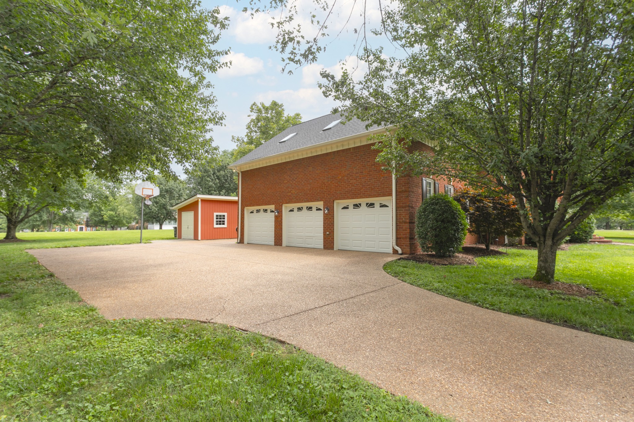 108 Apache Ct Property Photo 31