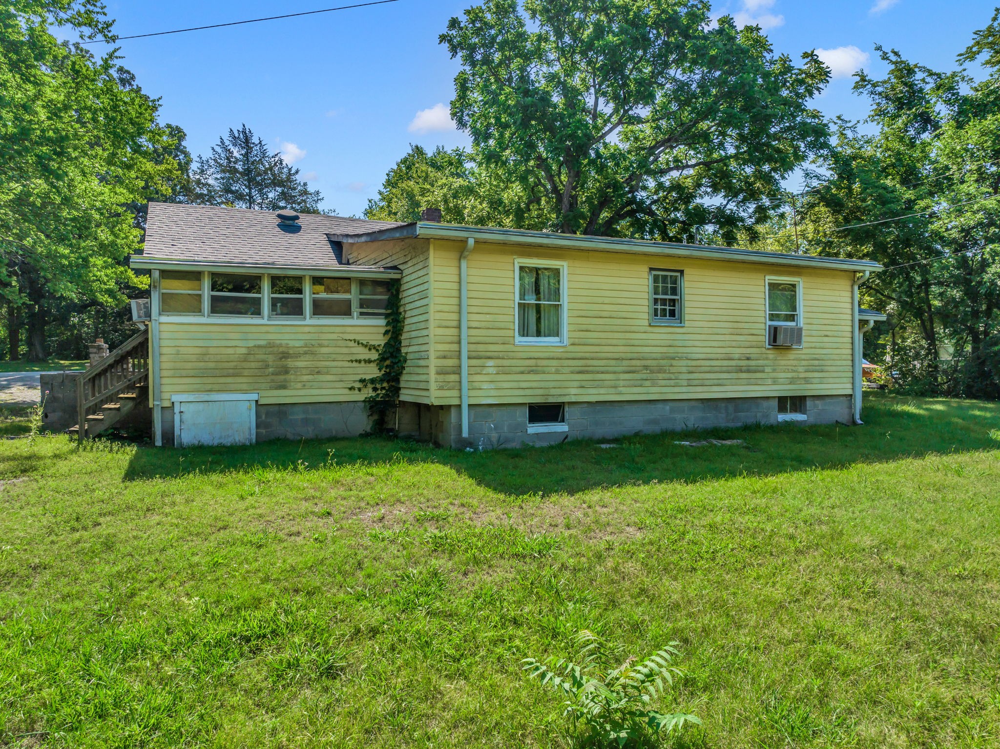 520 S Posey Hill Rd Property Photo 13