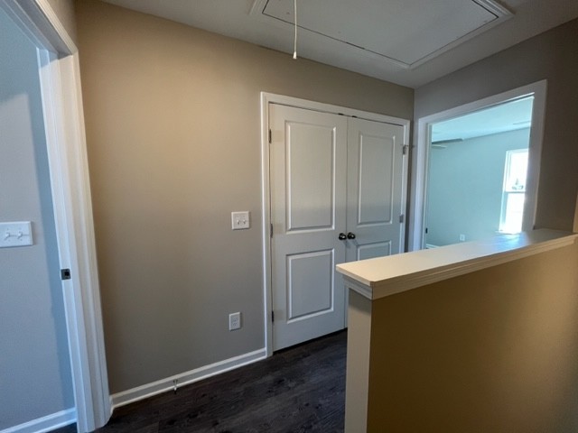 220 Tara Ct Property Photo 8