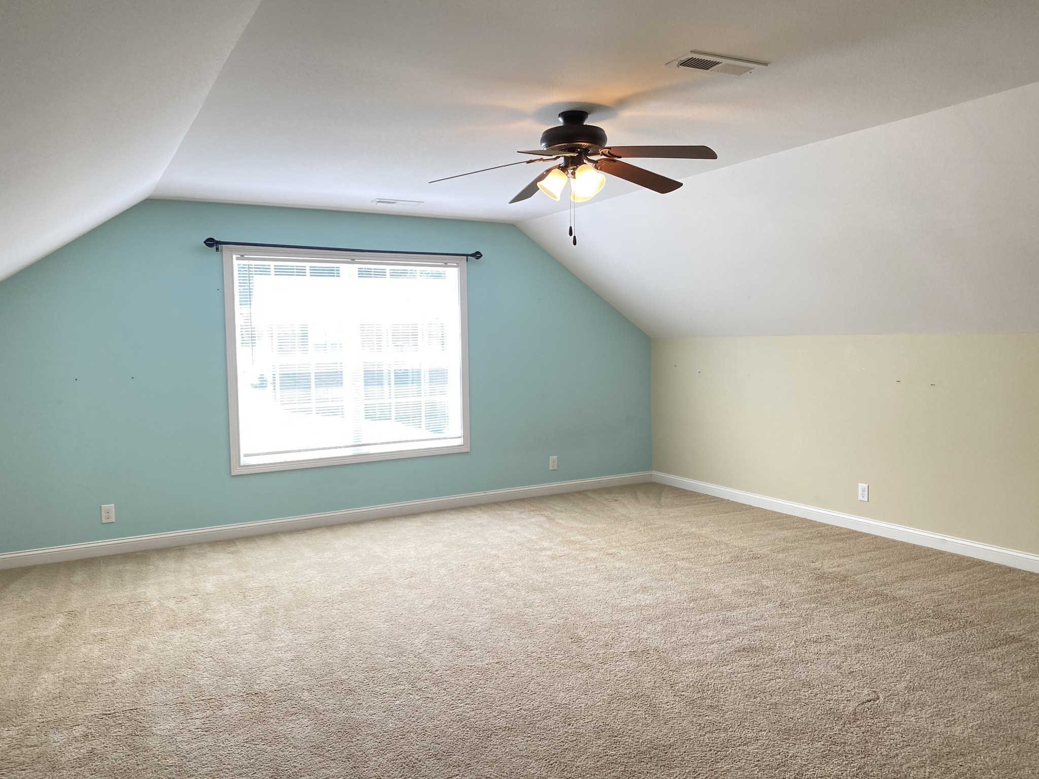 917 Excalibur Dr Property Photo 13