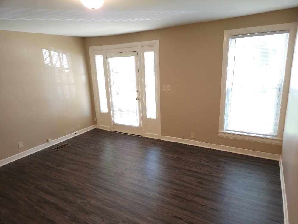 205a Chamberlain Dr Property Photo 2
