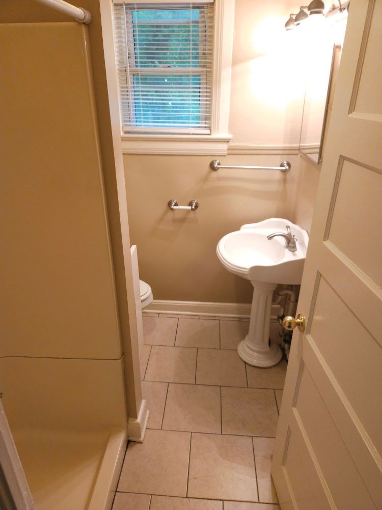 205a Chamberlain Dr Property Photo 4