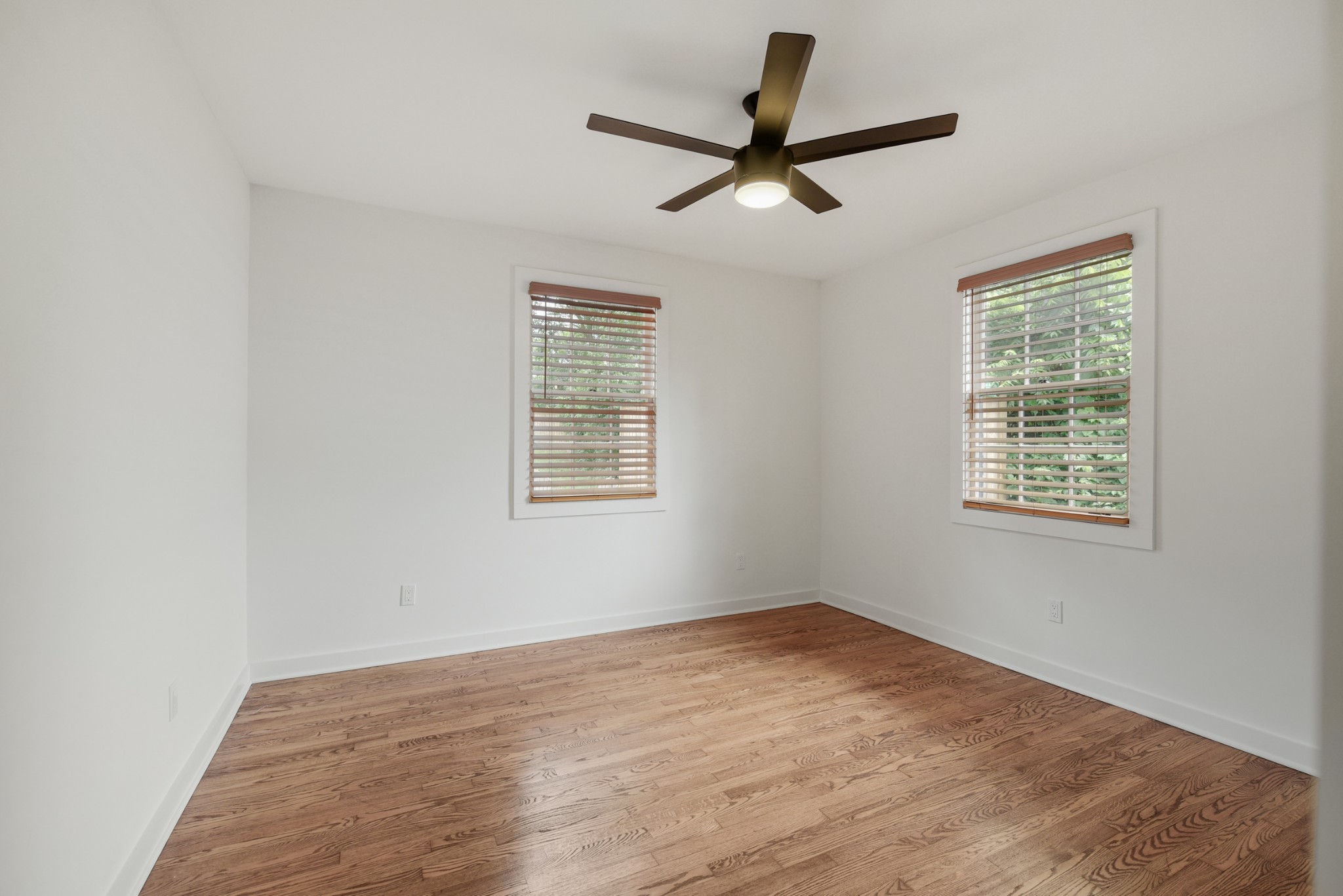 621 Shady Ln Property Photo 22
