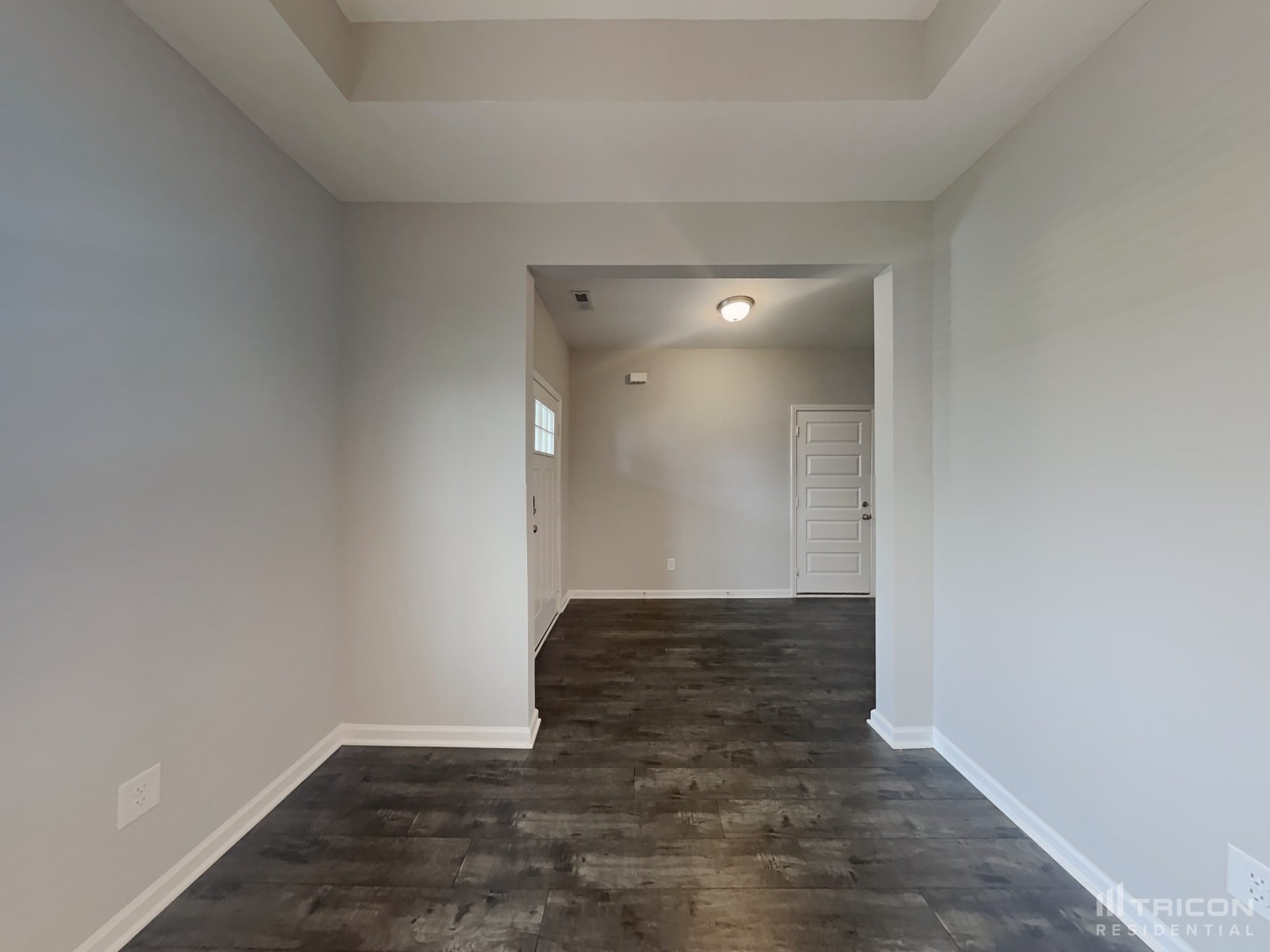 1016 Cyril Dr Property Photo 4