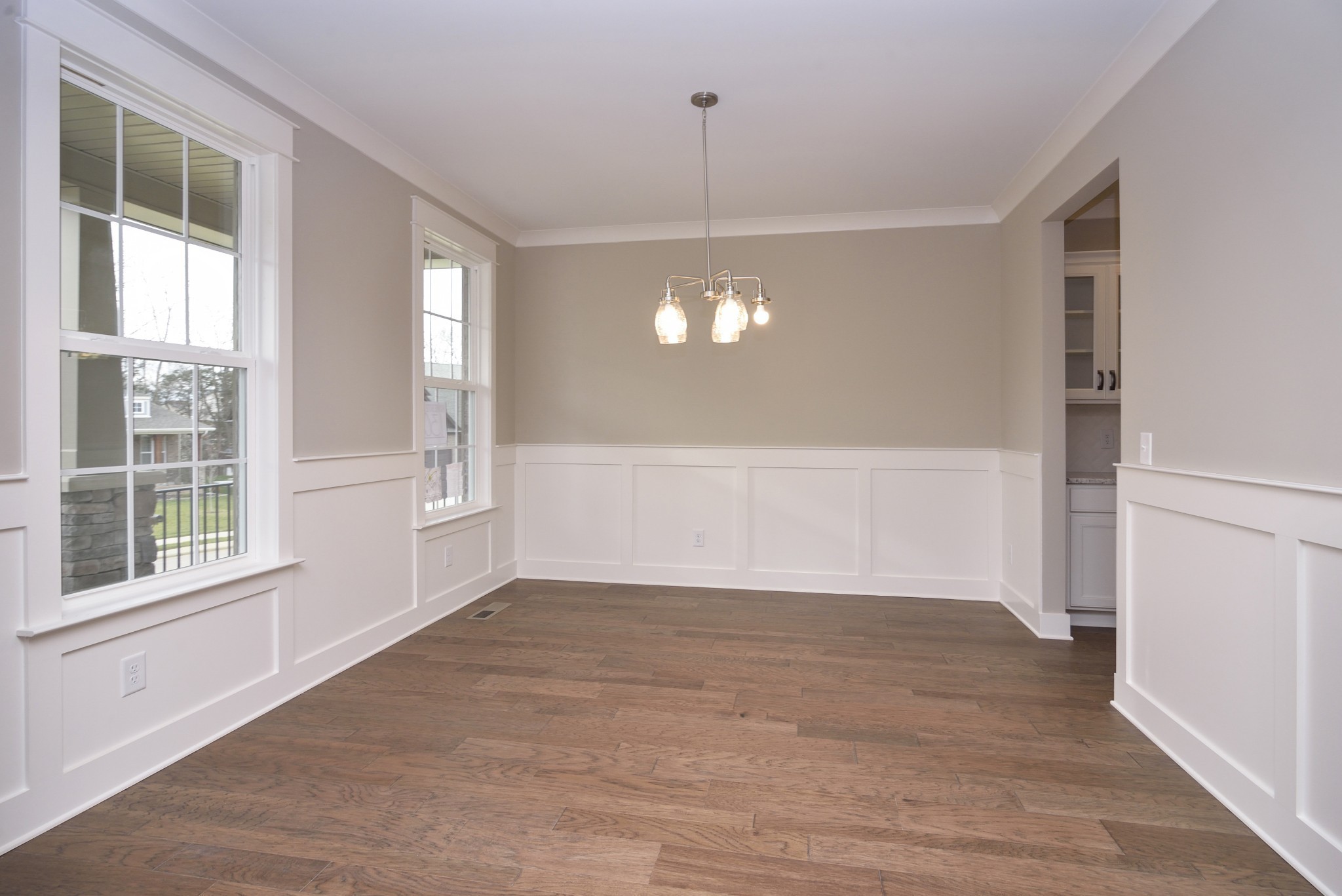 5521 Dana Lane Property Photo 3