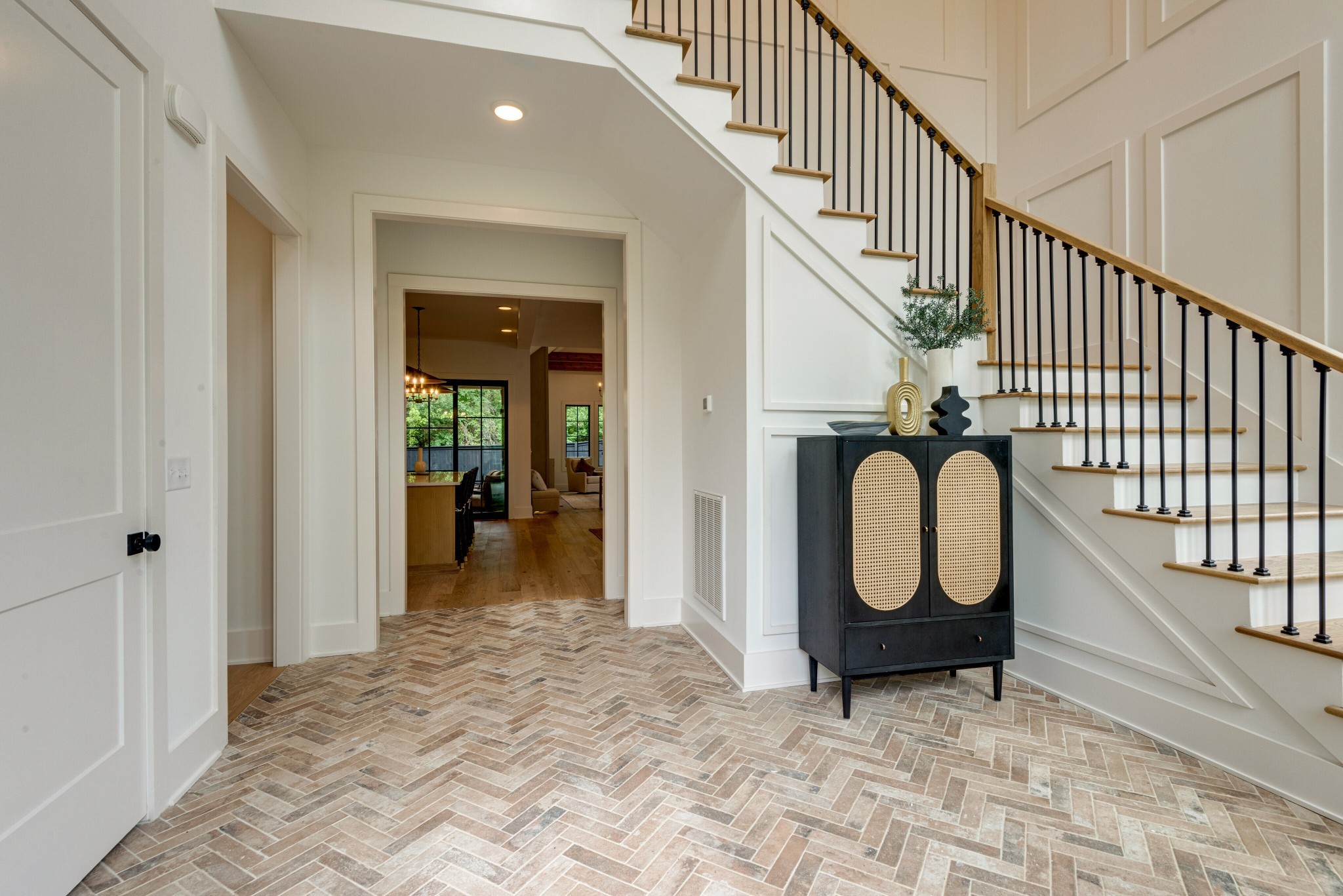 3425 Valley Brook Rd Property Photo 4