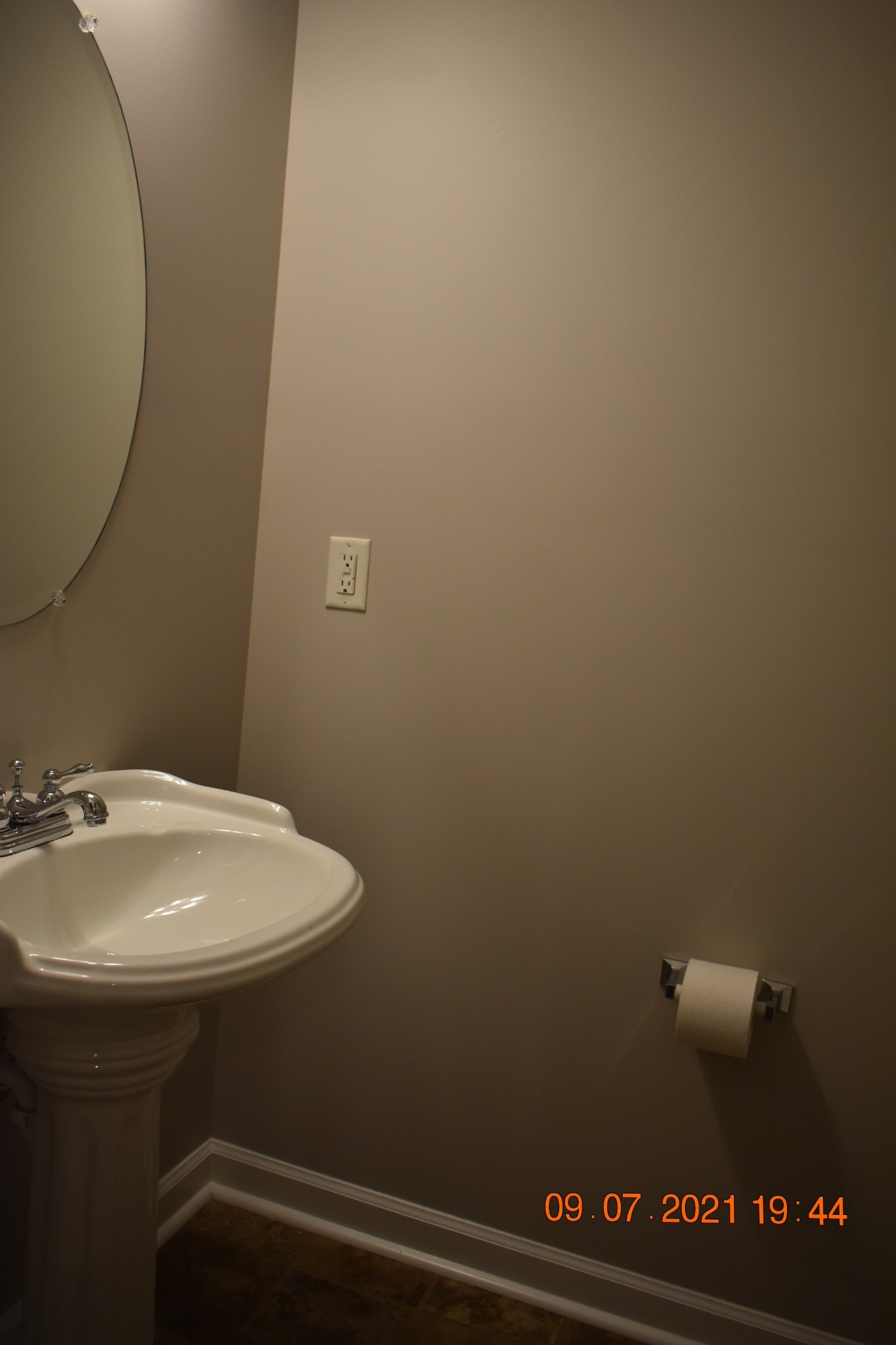 151 Alexander Blvd Property Photo 5