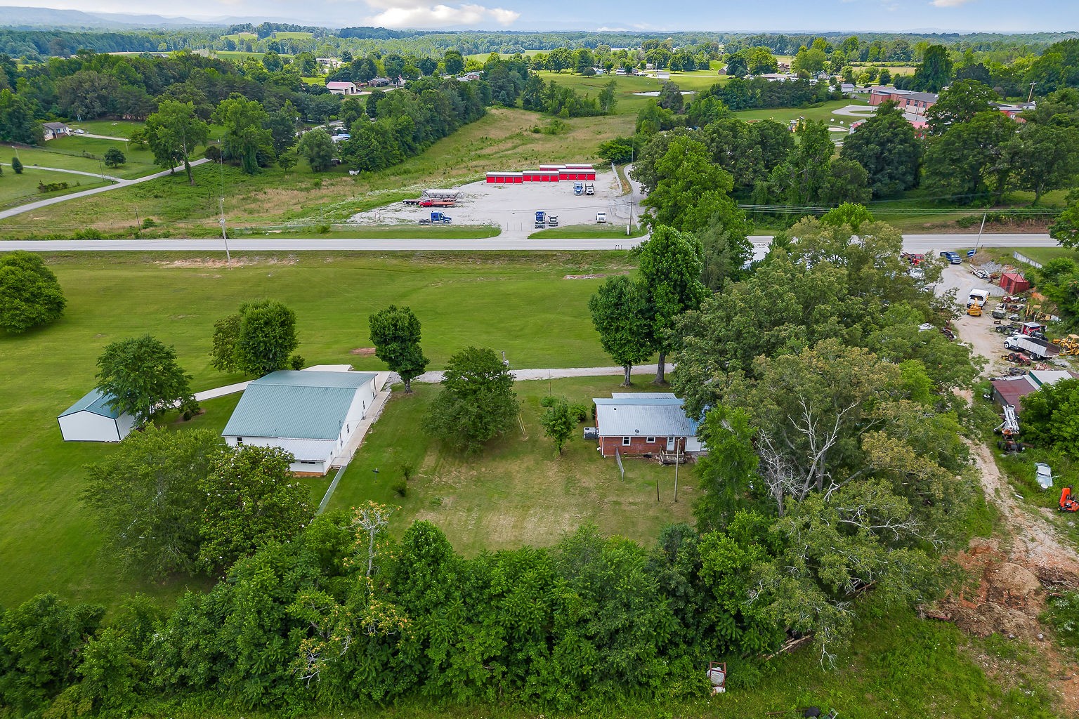 6802 Smithville Hwy Property Photo 7