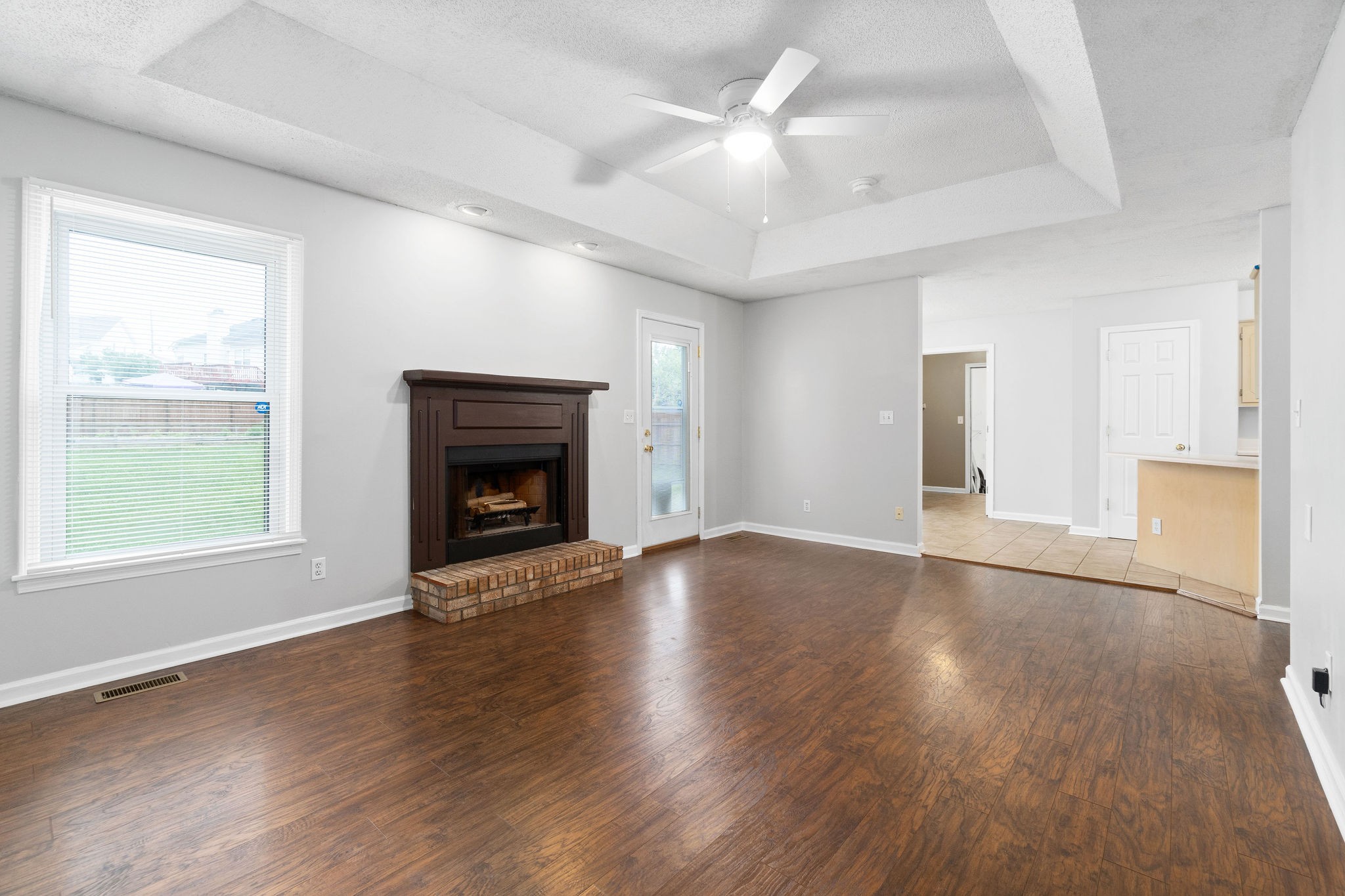 3403 Clearwater Dr Property Photo 7