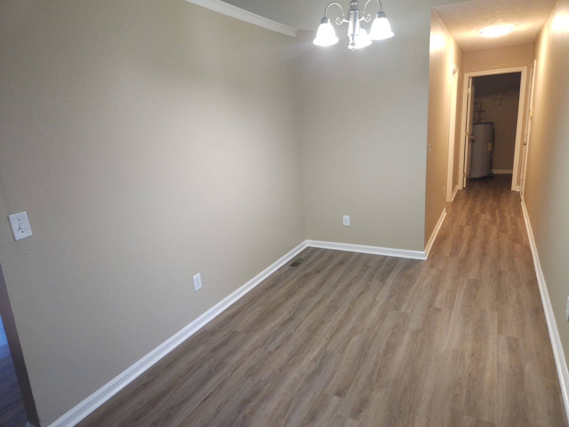 1730 Norton Ct Property Photo 5
