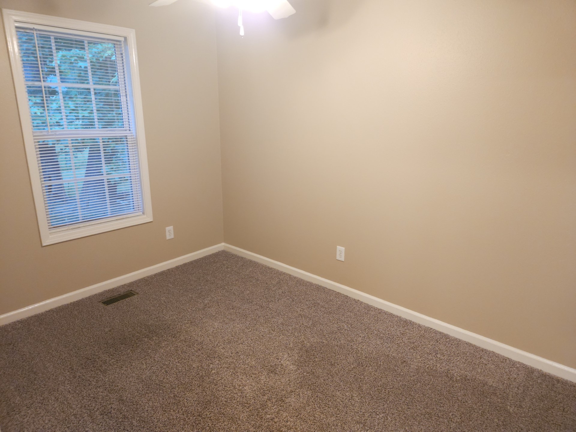 1730 Norton Ct Property Photo 12