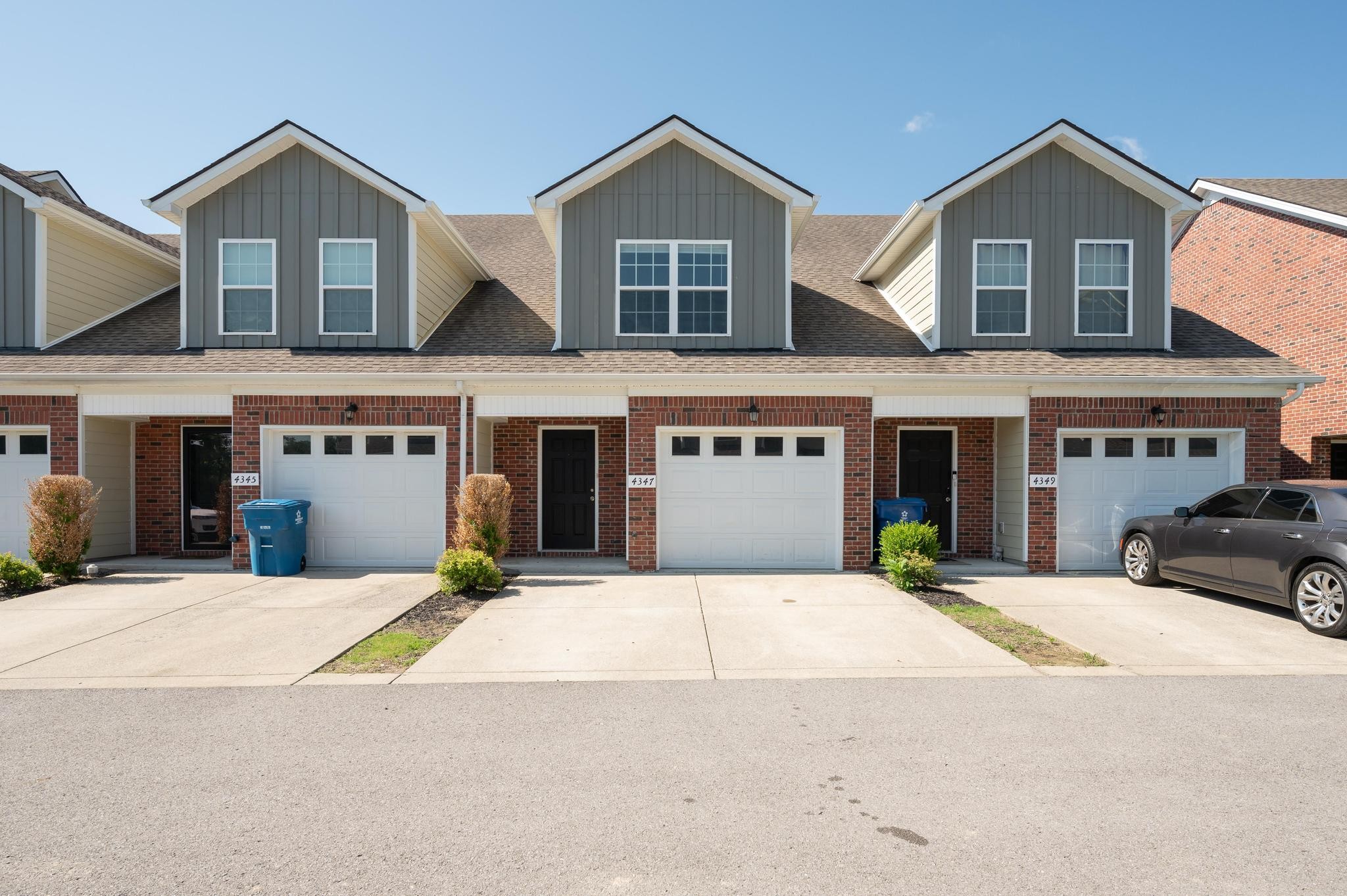 4347 Aurora Circle Property Photo 1