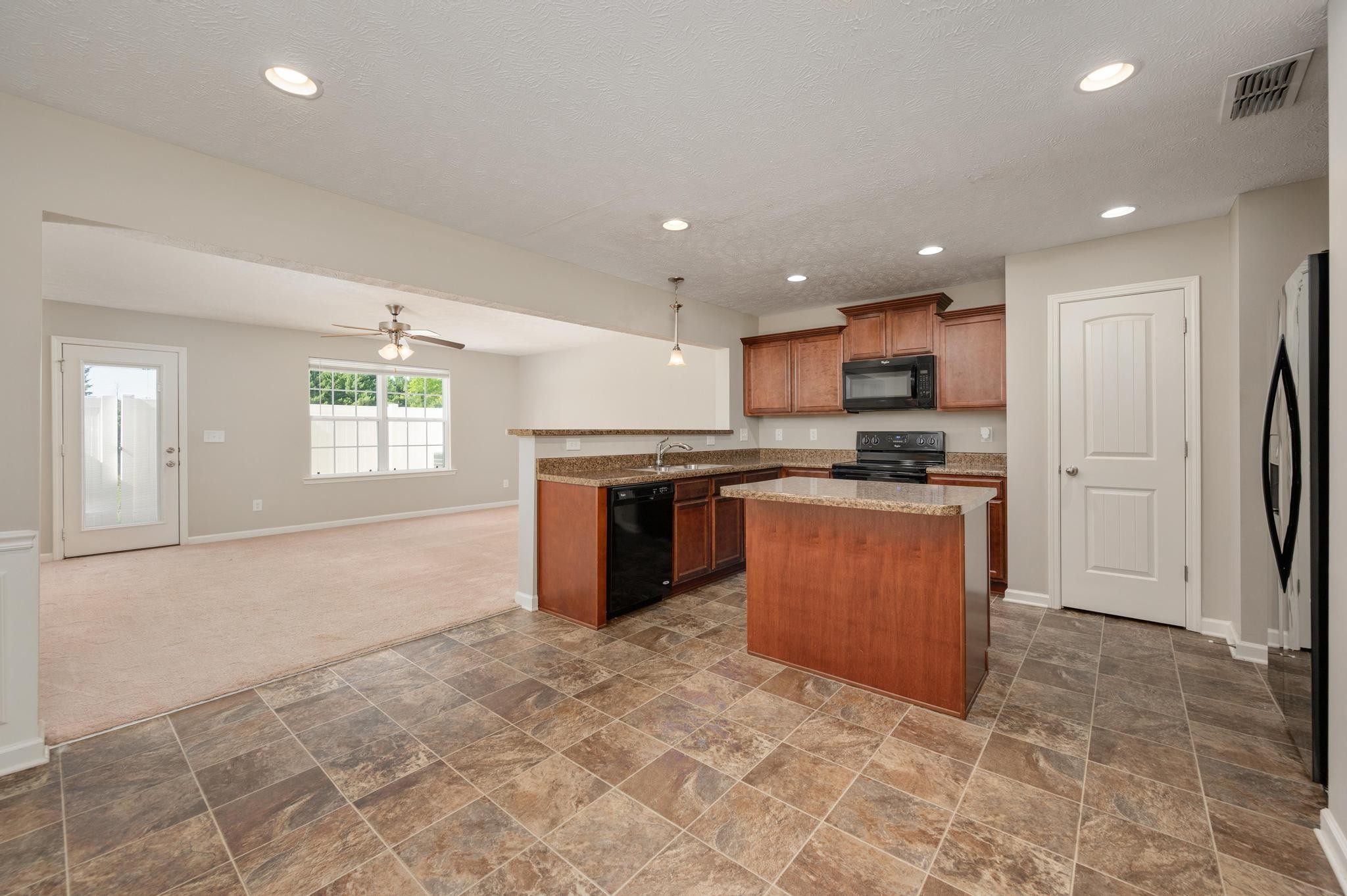 4347 Aurora Circle Property Photo 7