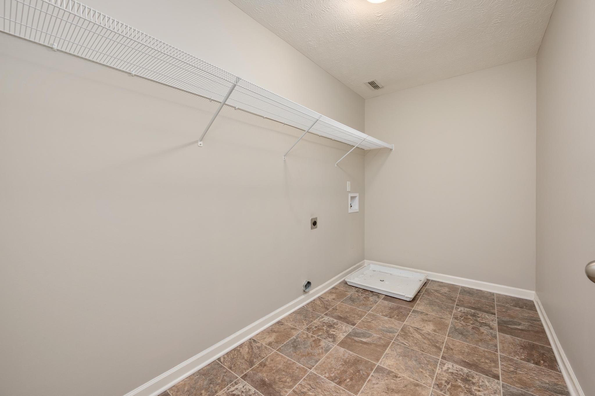 4347 Aurora Circle Property Photo 17