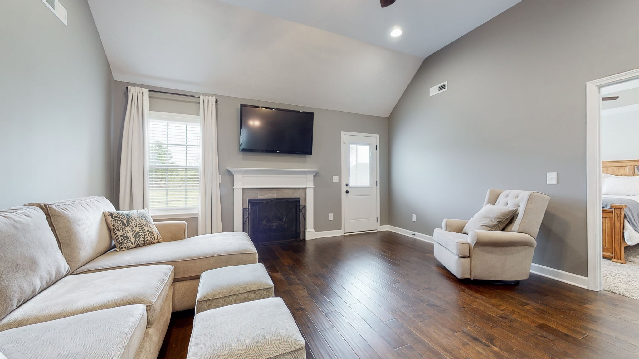 7939 Peridot Cir Property Photo 3